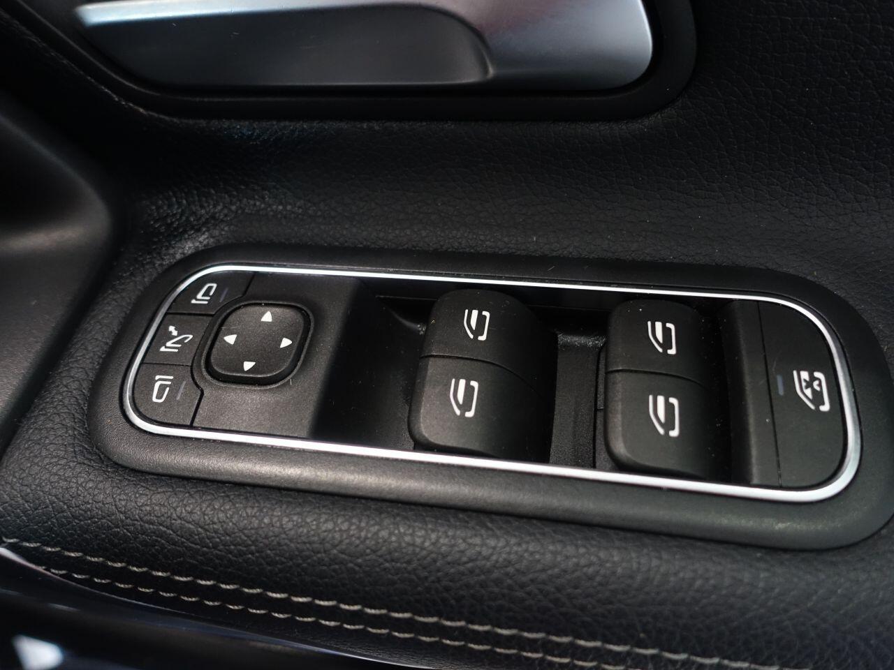 Mercedes CLA - Image 33