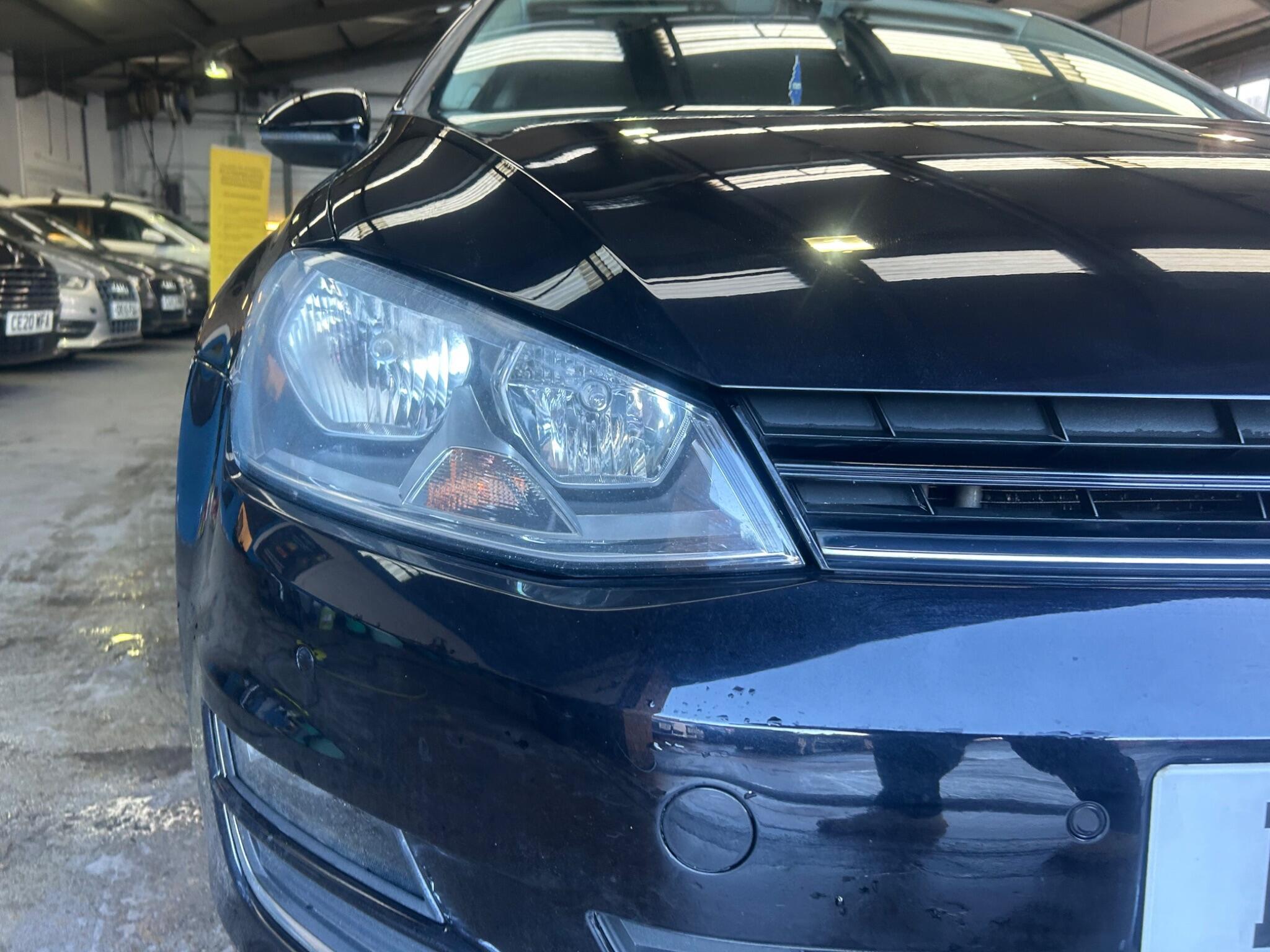 Volkswagen Golf - Image 15