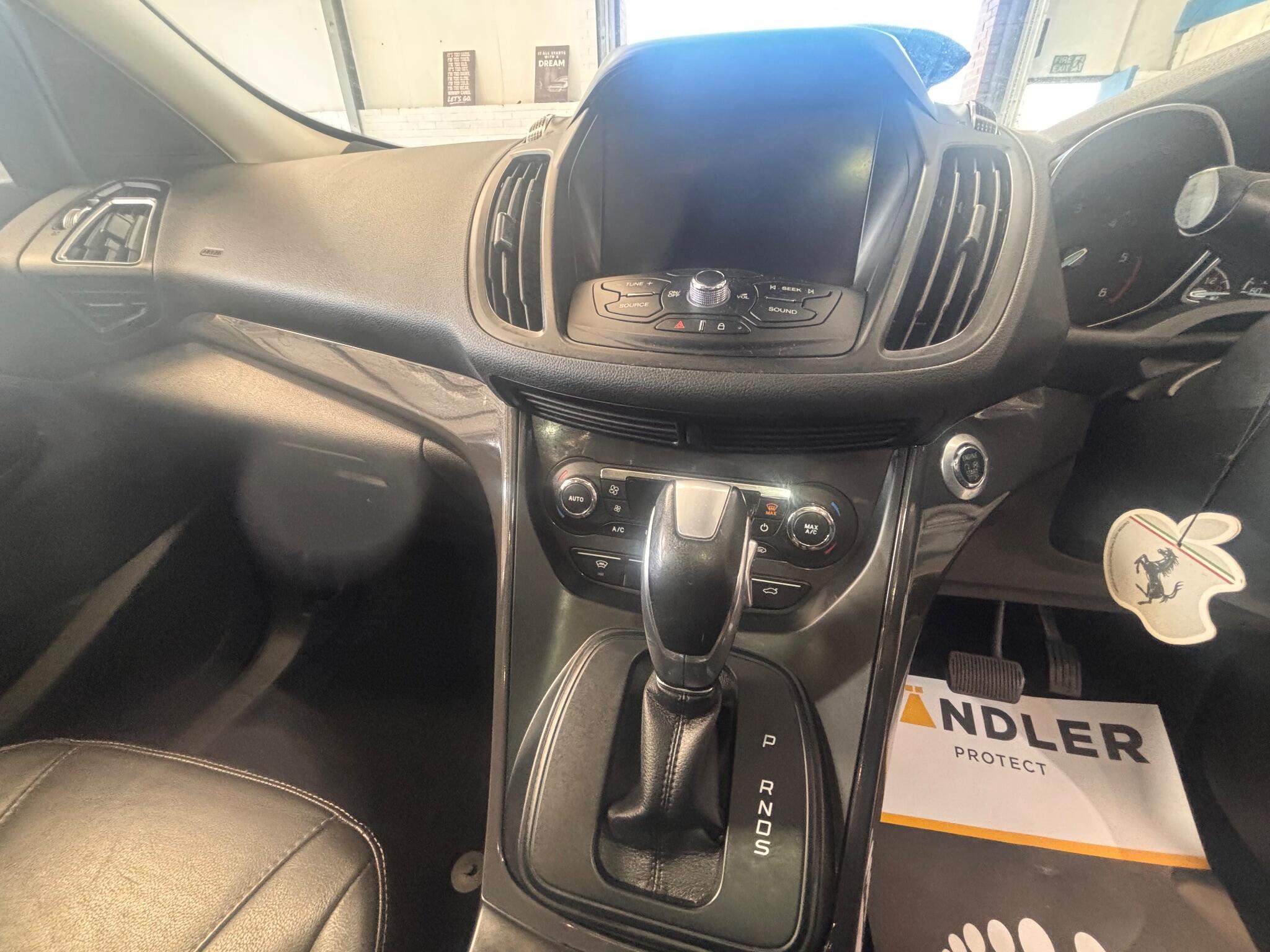 Ford Kuga - Image 18