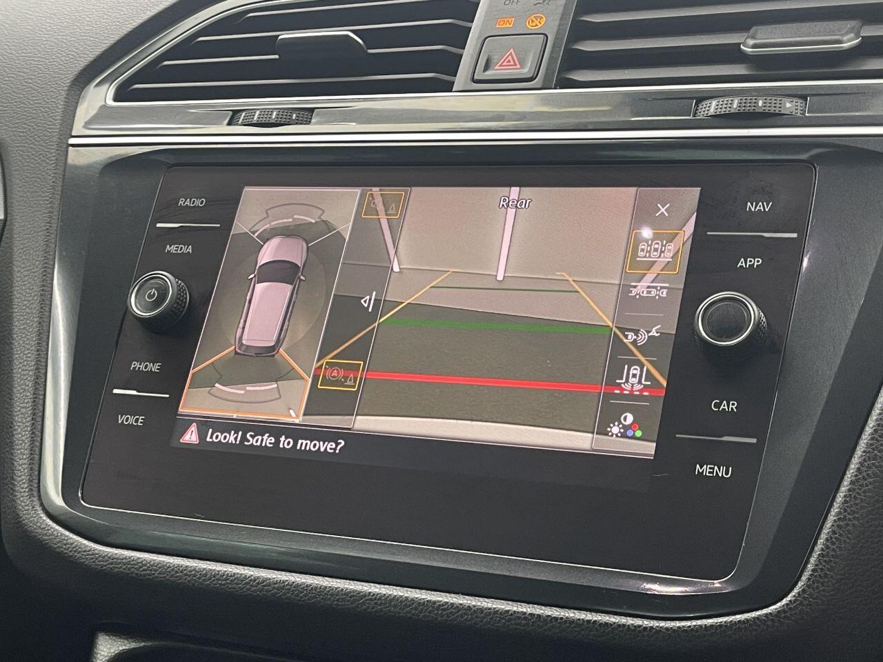 Volkswagen Tiguan - Image 29