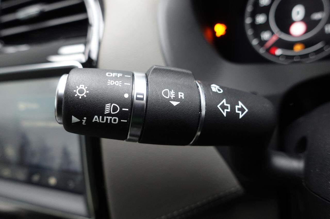 Jaguar F-Pace - Image 13