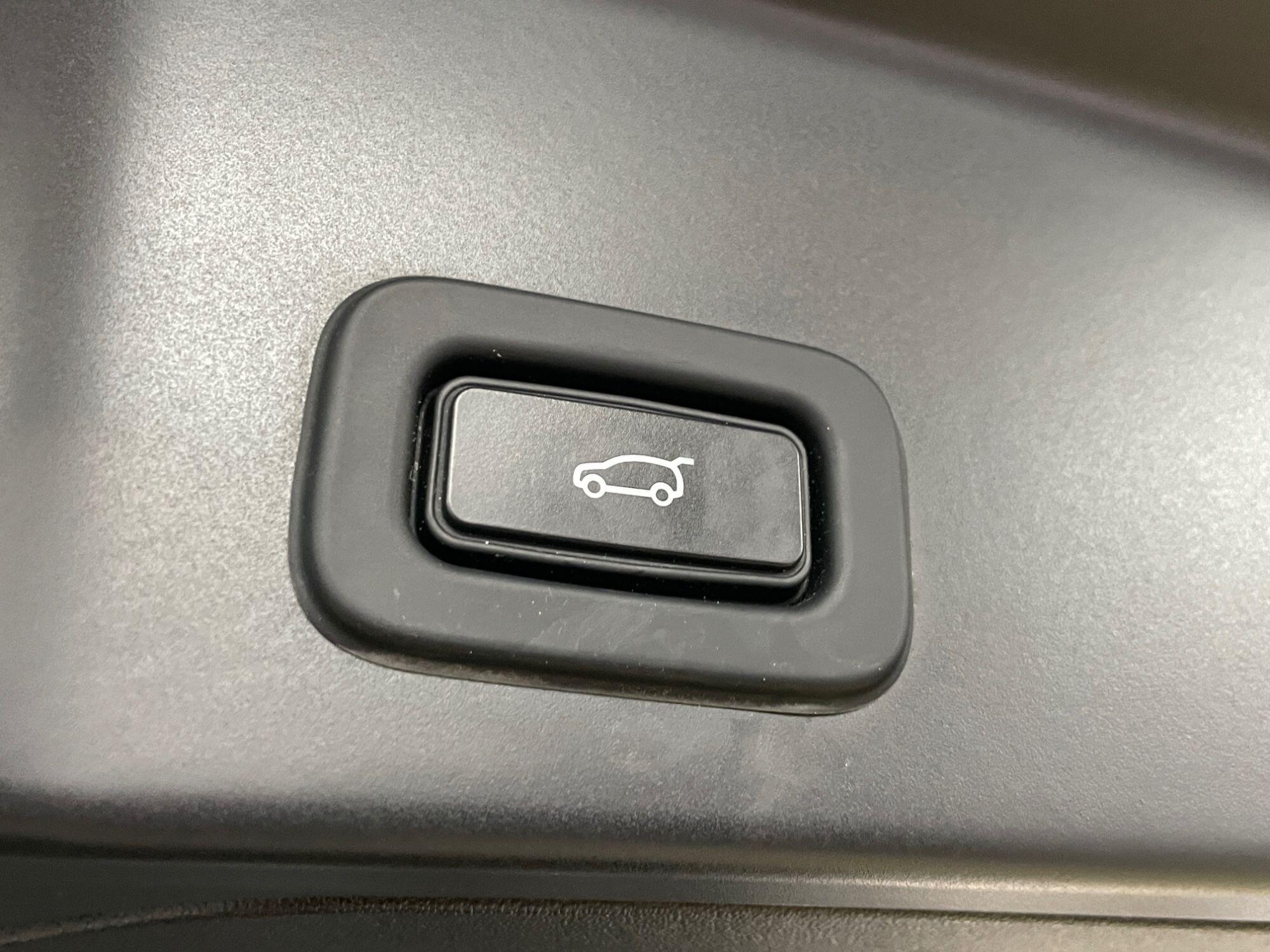 Land Rover Range Rover Evoque - Image 19