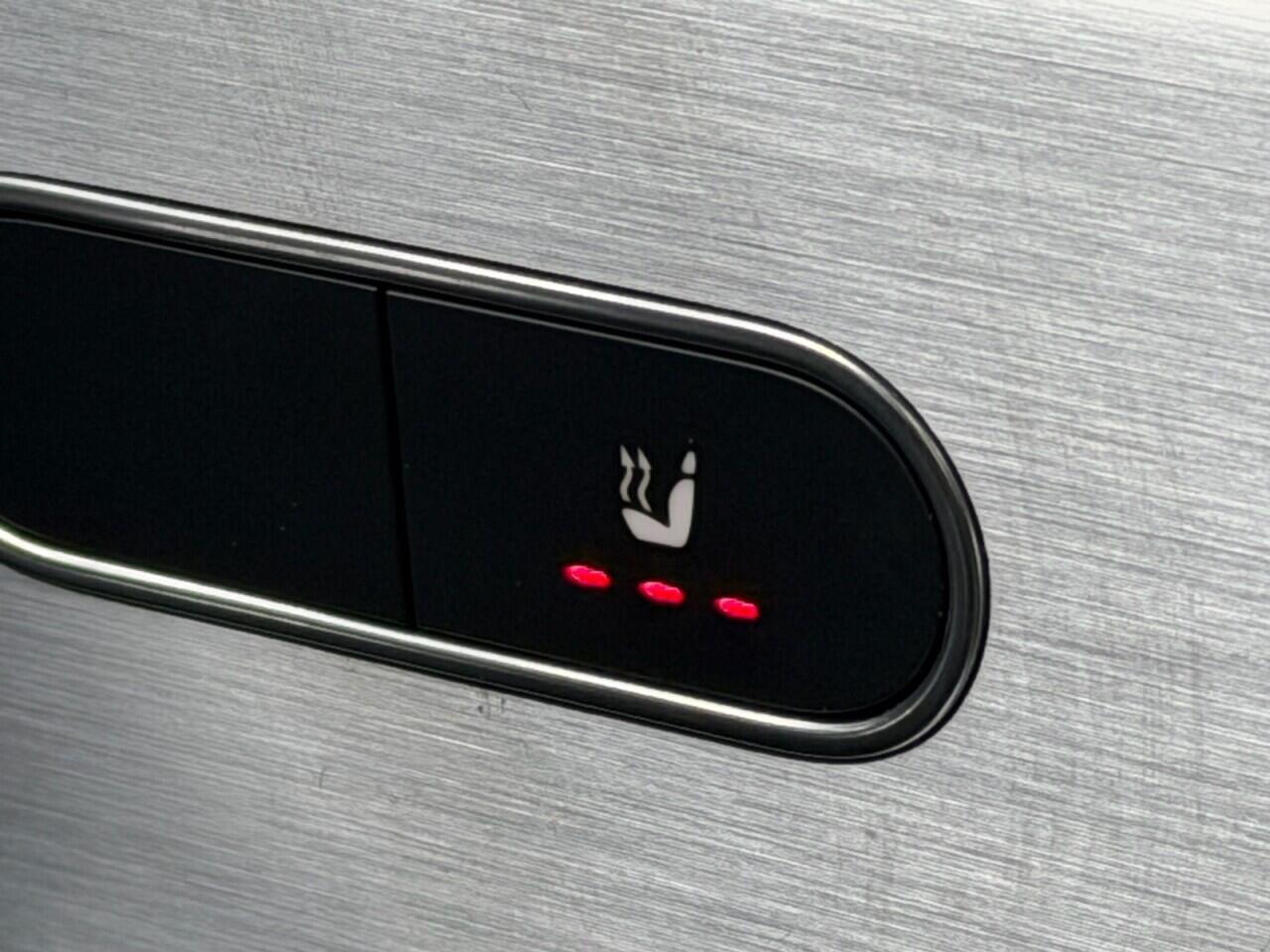 Mercedes CLA - Image 34
