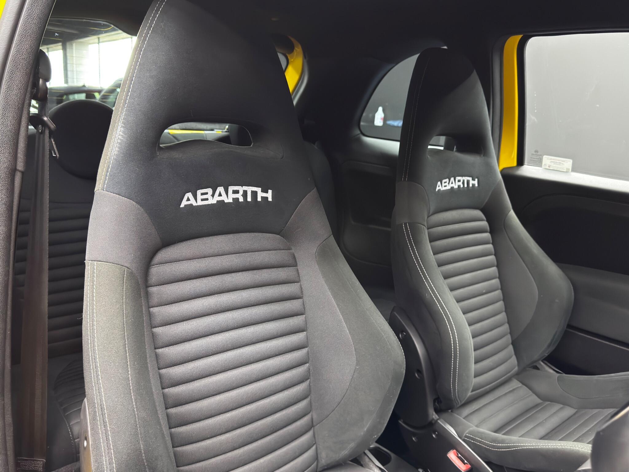 Abarth 595 - Image 12