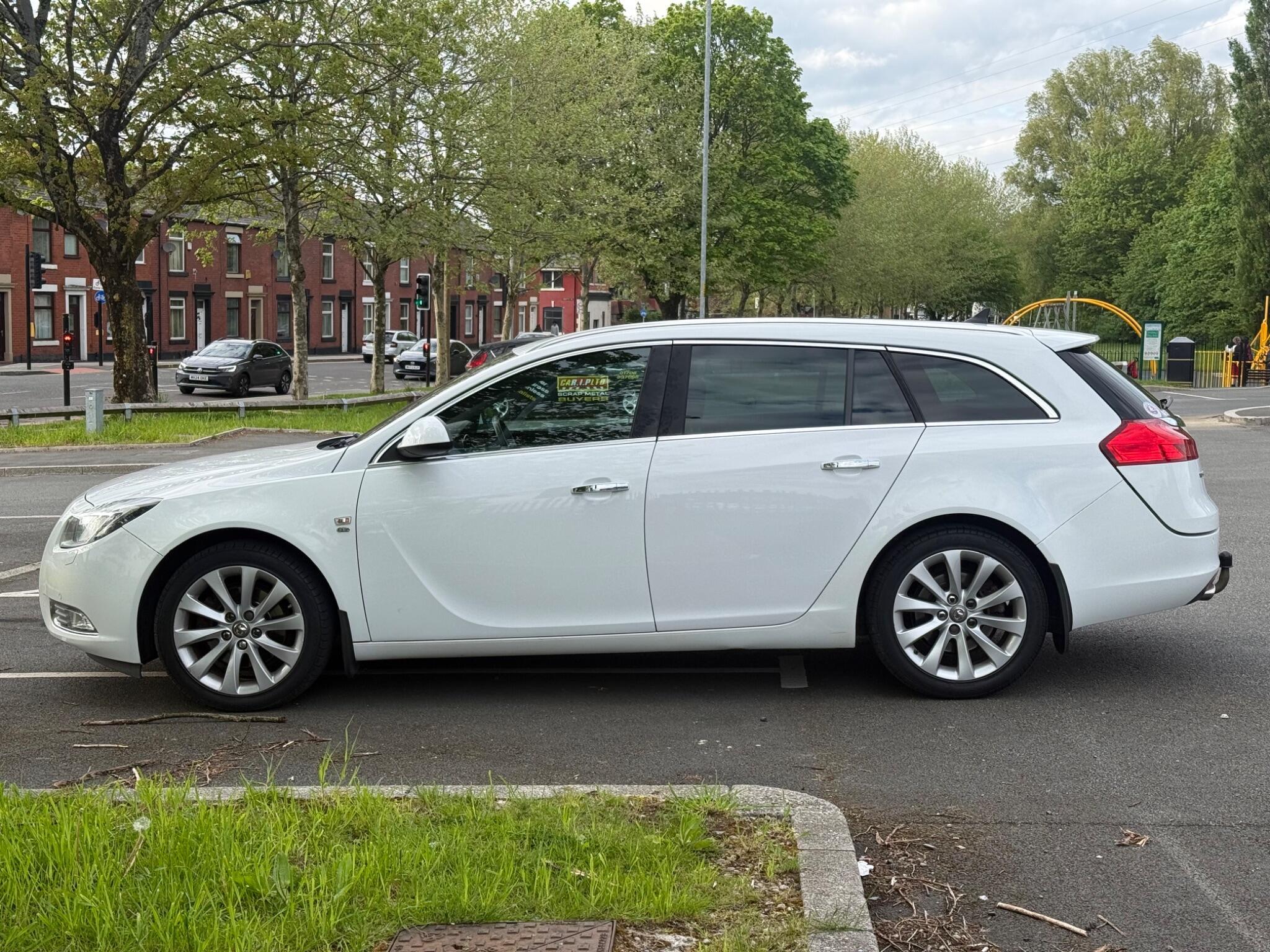 Vauxhall Insignia - Image 7