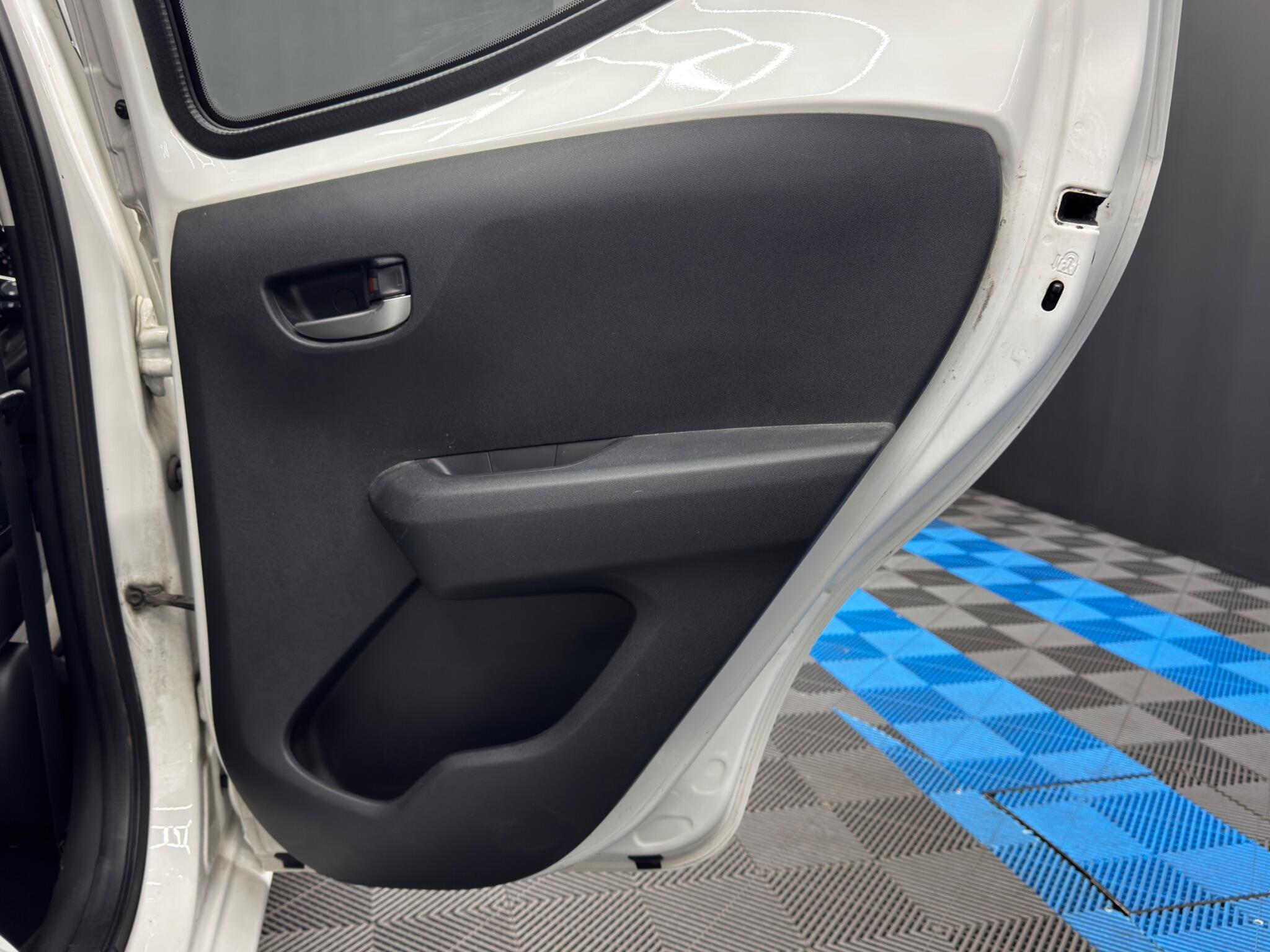Toyota Aygo - Image 38