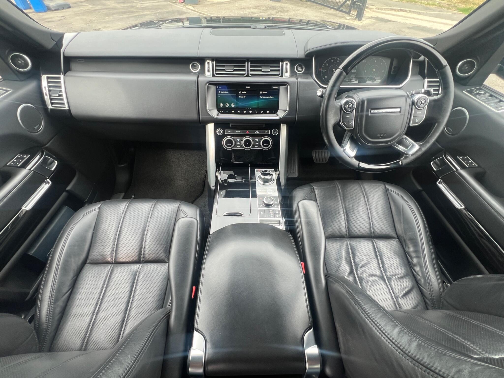 Land Rover Range Rover - Image 16