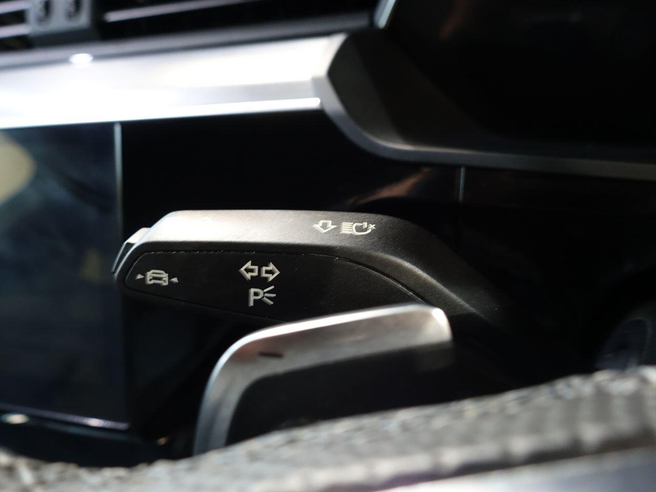 Audi E-Tron - Image 25