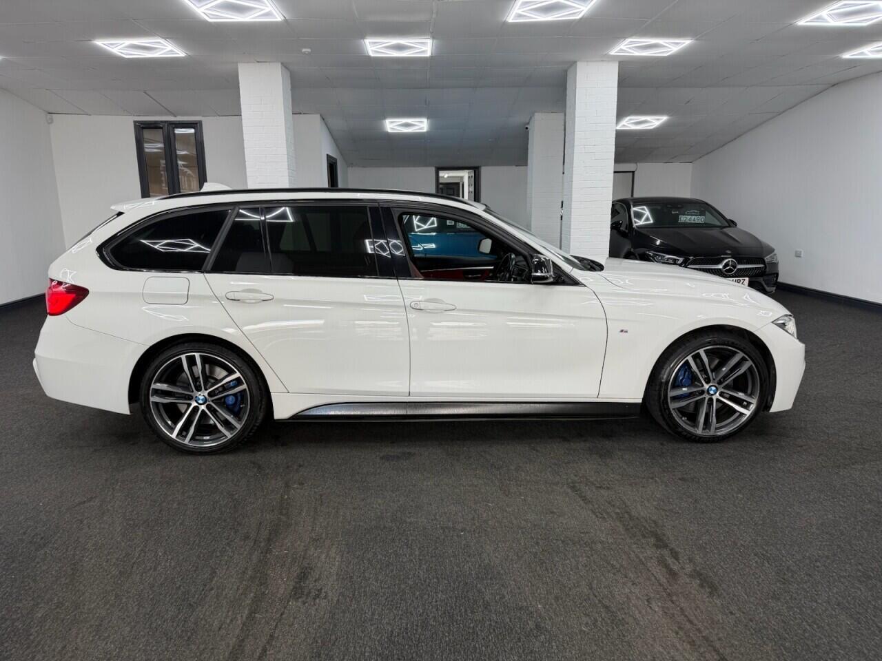 BMW 3 Series - Image 3