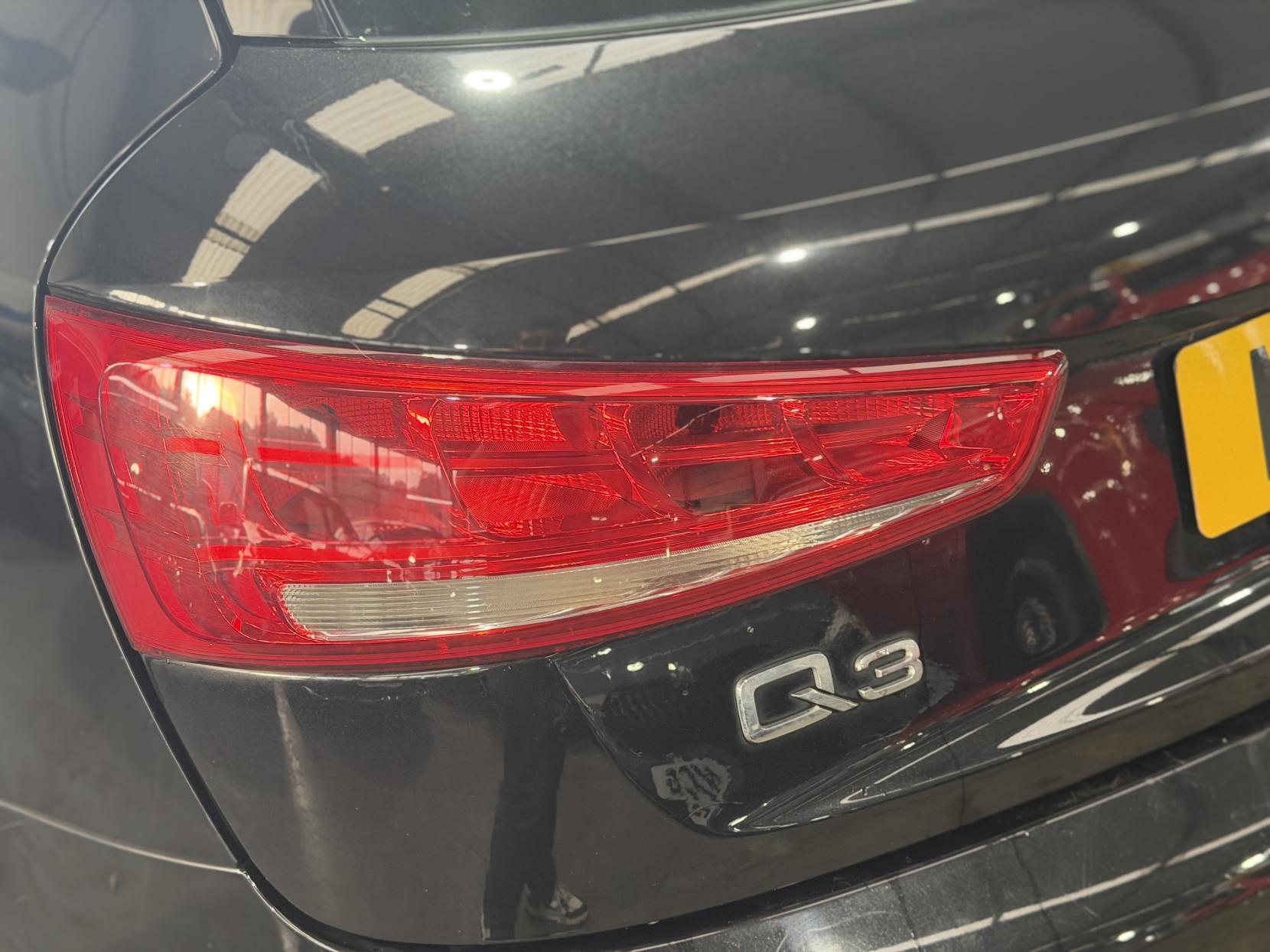 Audi Q3 - Image 12