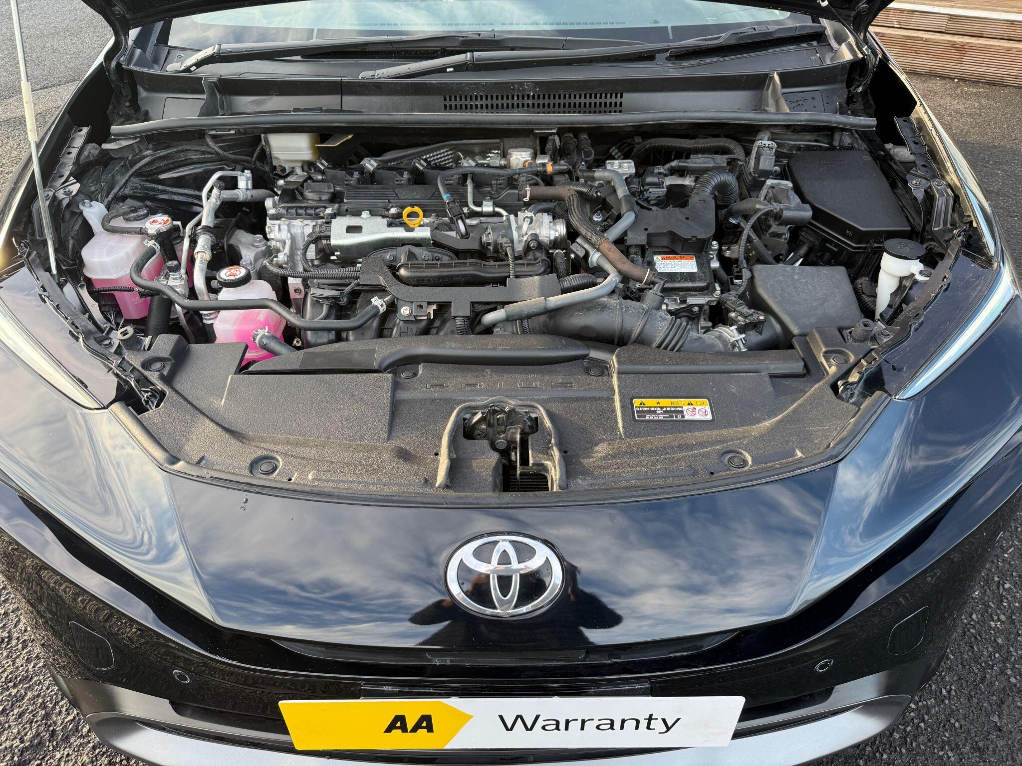 Toyota Prius - Image 70