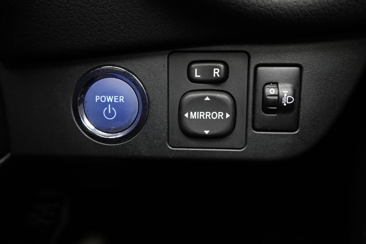 Toyota Yaris - Image 42