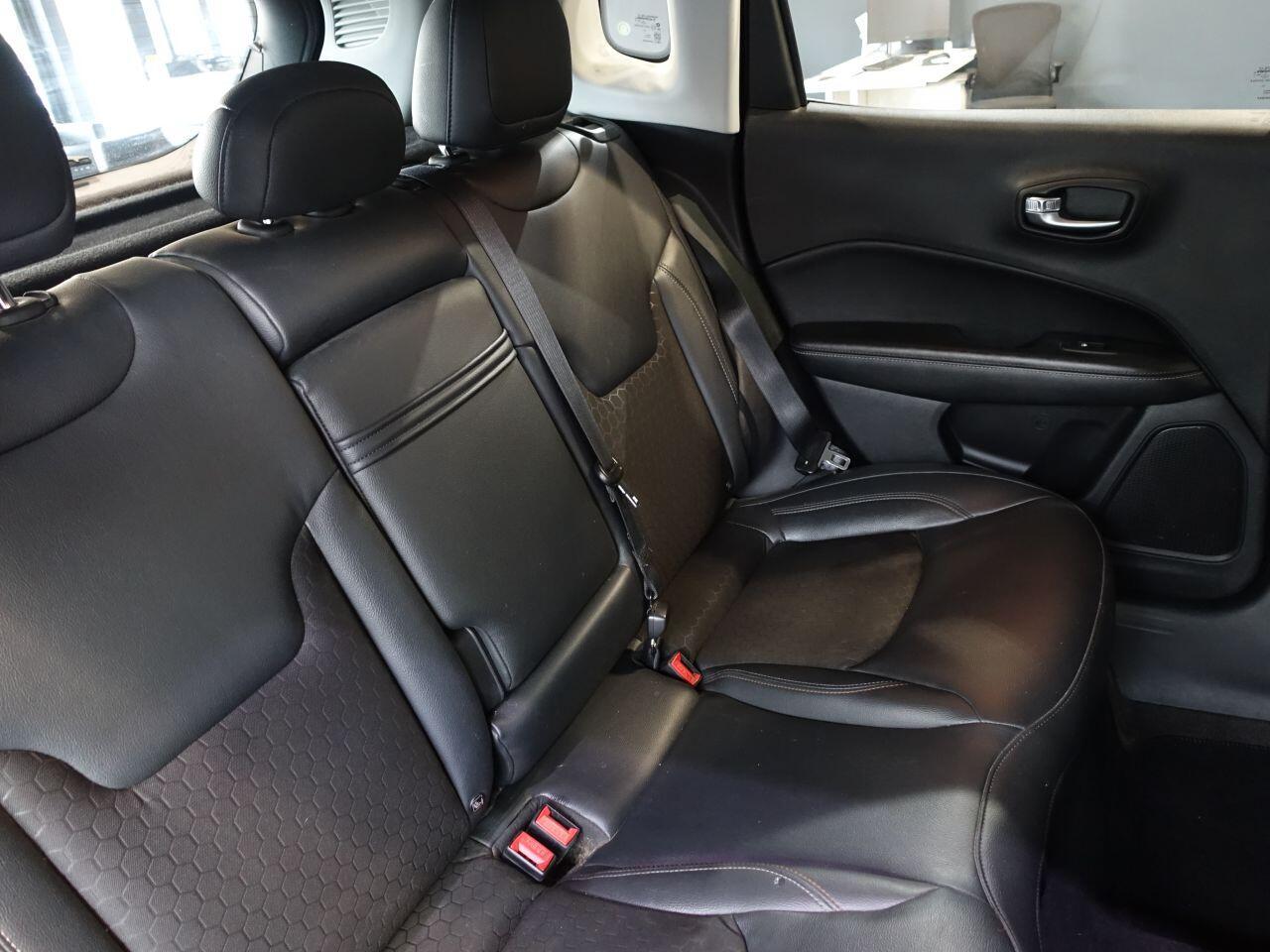 Jeep Compass - Image 12