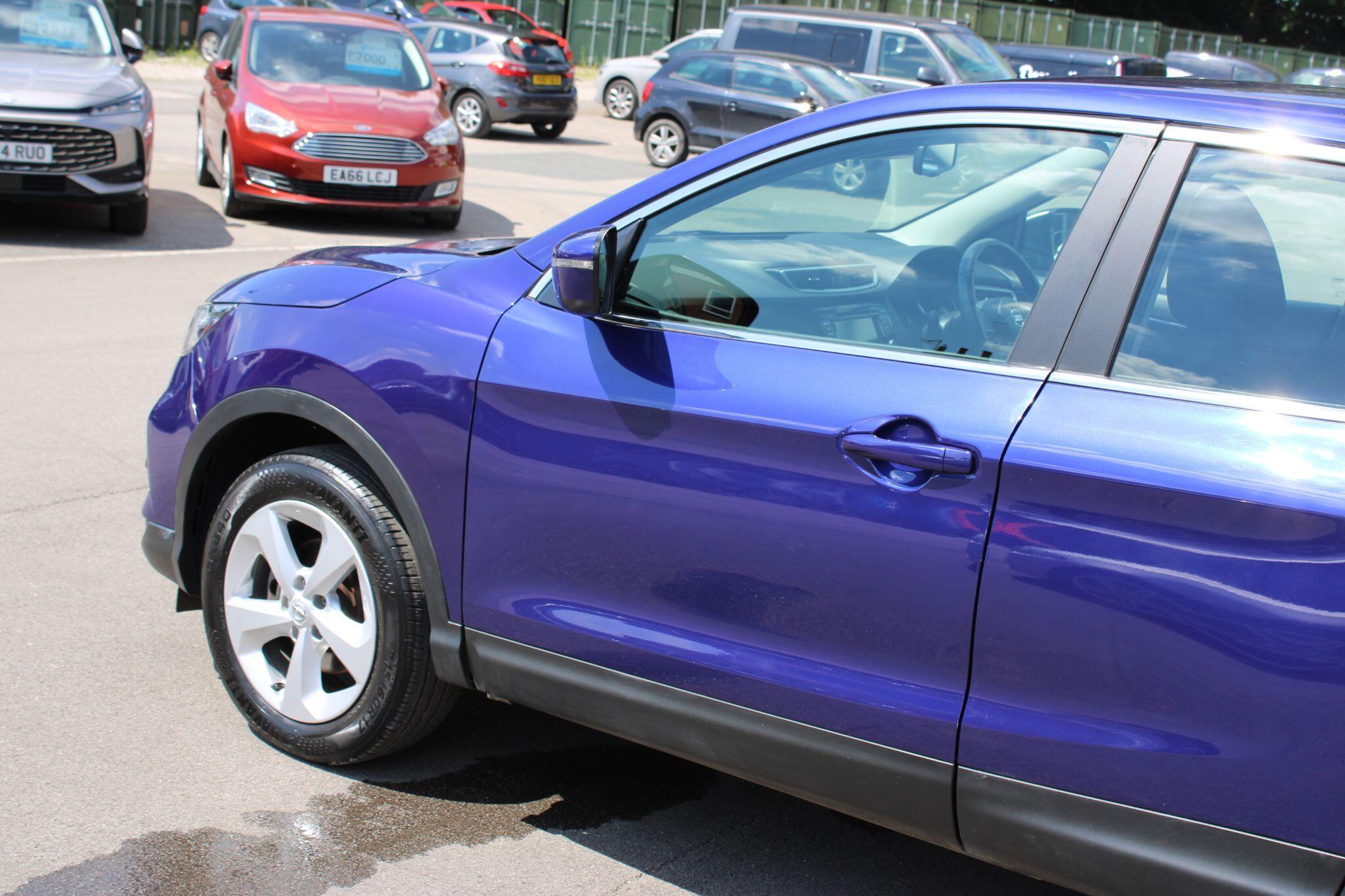 Nissan Qashqai - Image 19