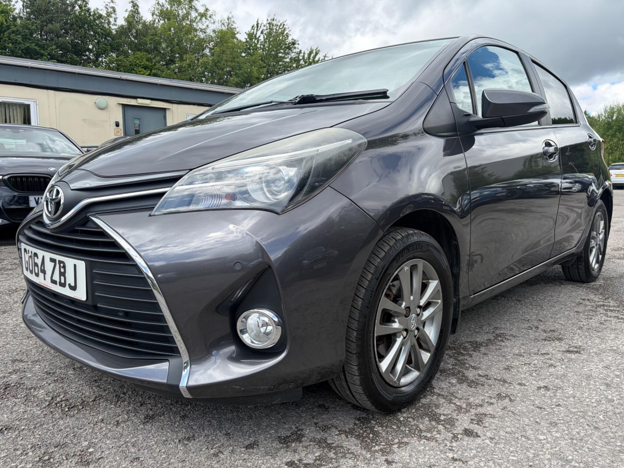 Toyota Yaris - Image 8
