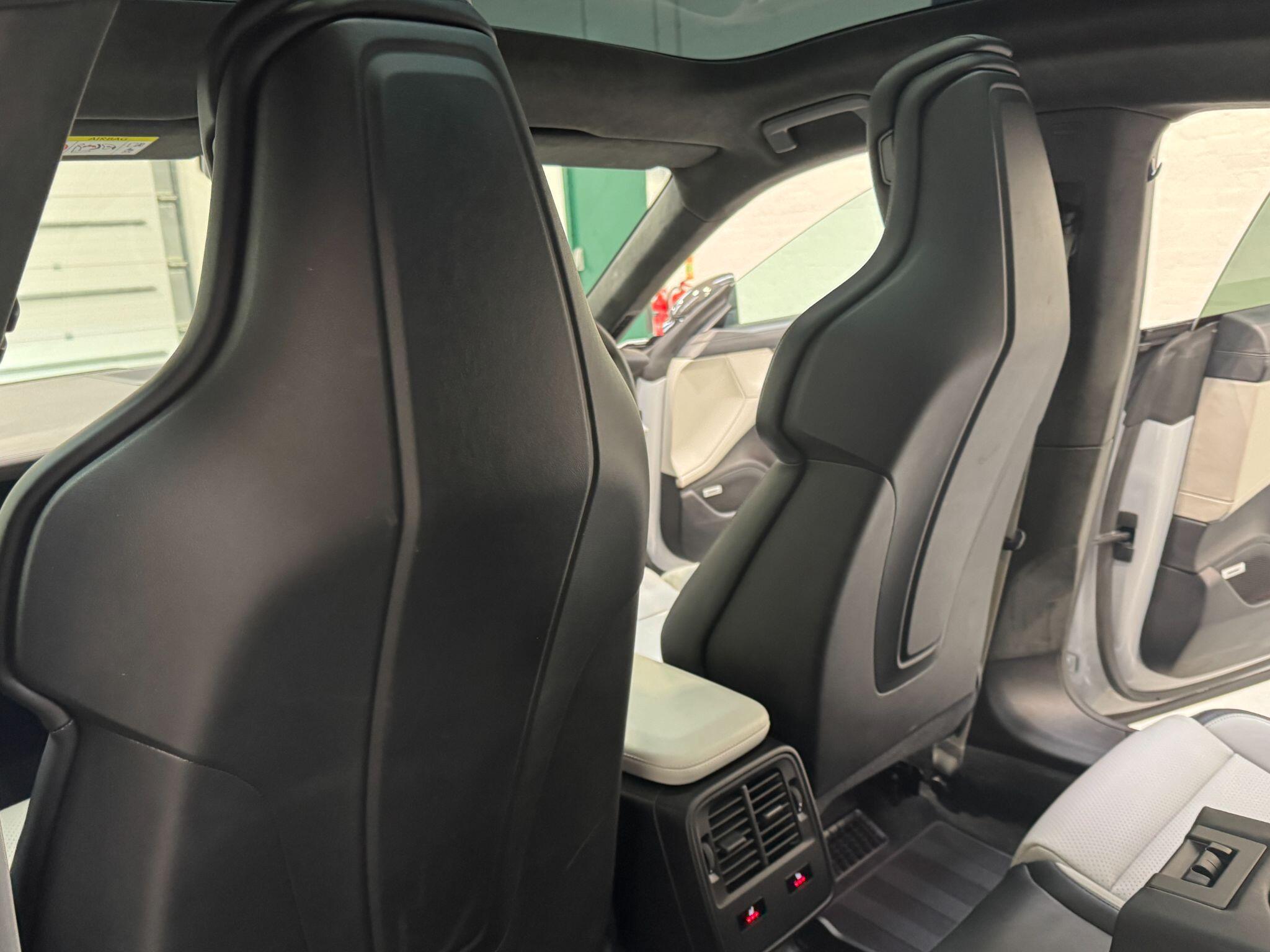 Porsche Taycan - Image 67