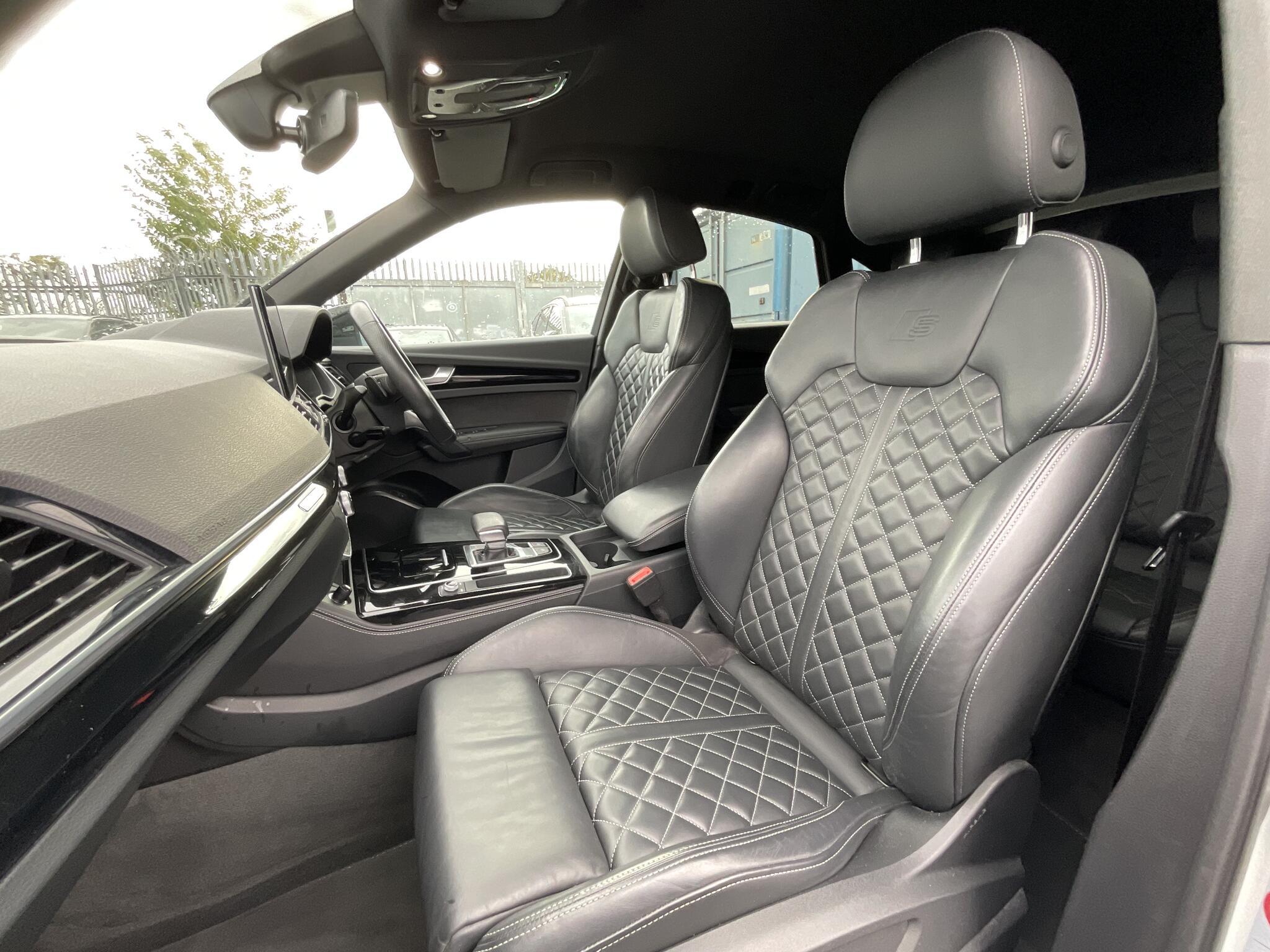 Audi Q5 - Image 18