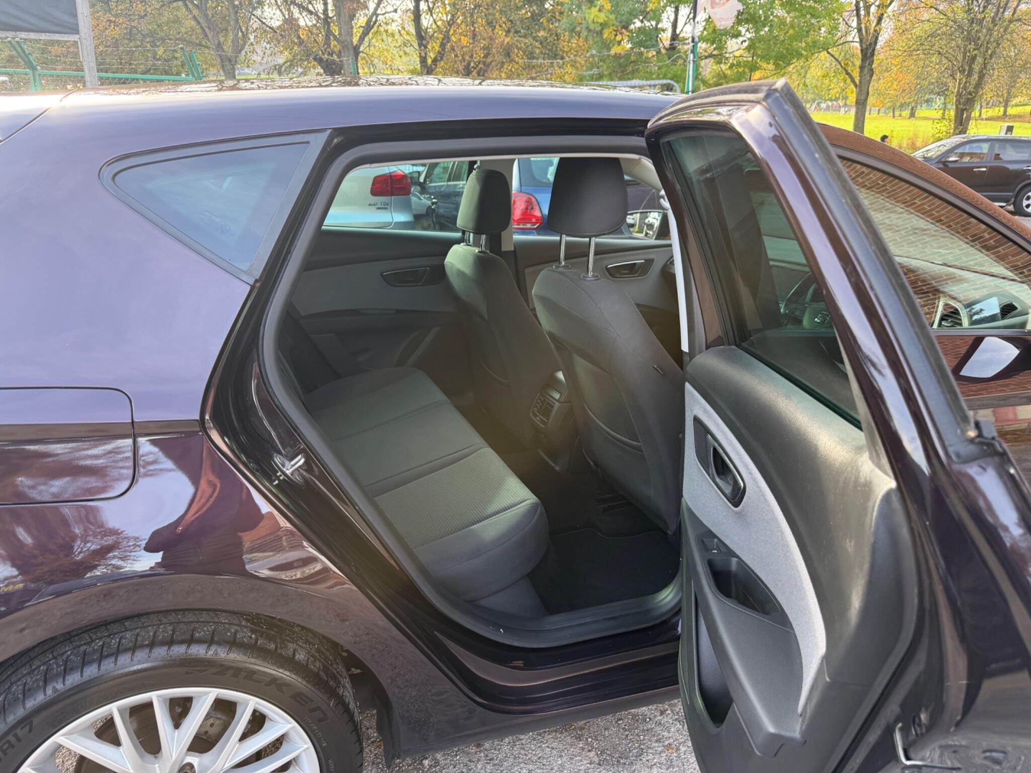 SEAT Leon - Image 20