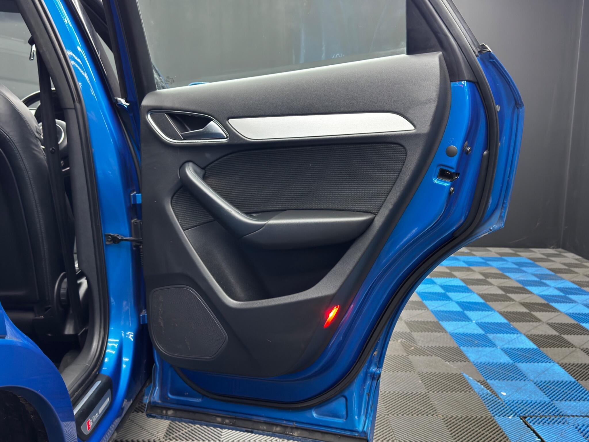 Audi Q3 - Image 42
