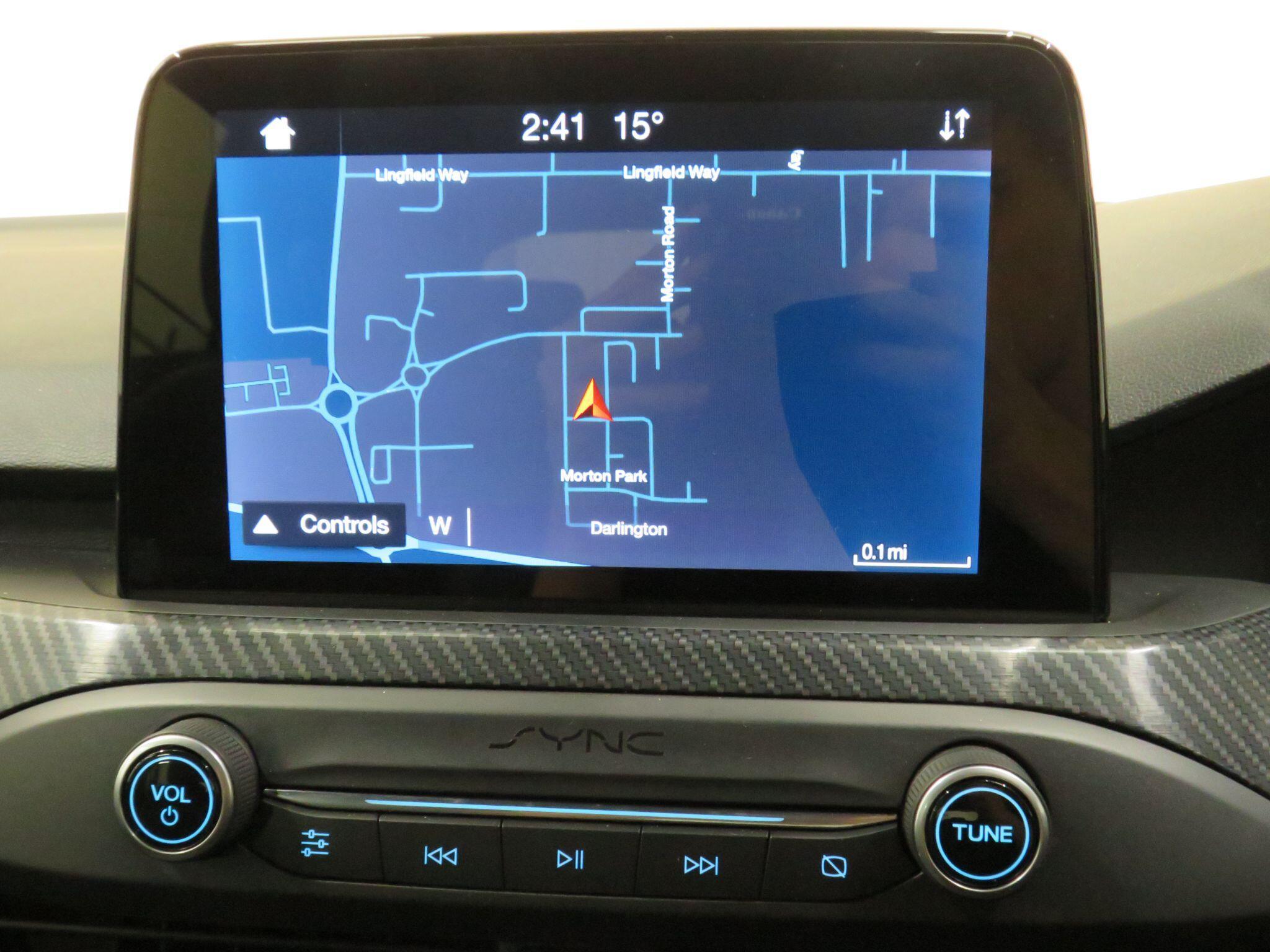 Ford Focus - Image 20
