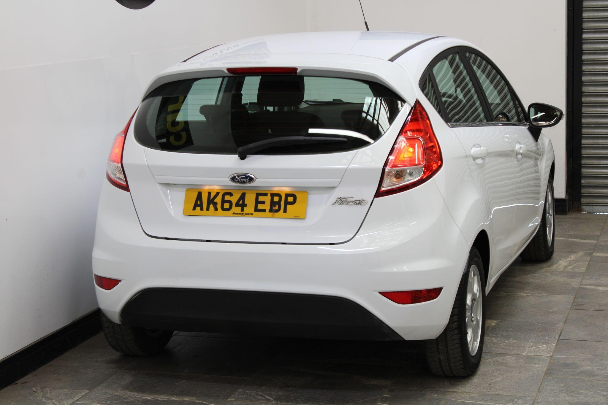 Ford Fiesta - Image 13