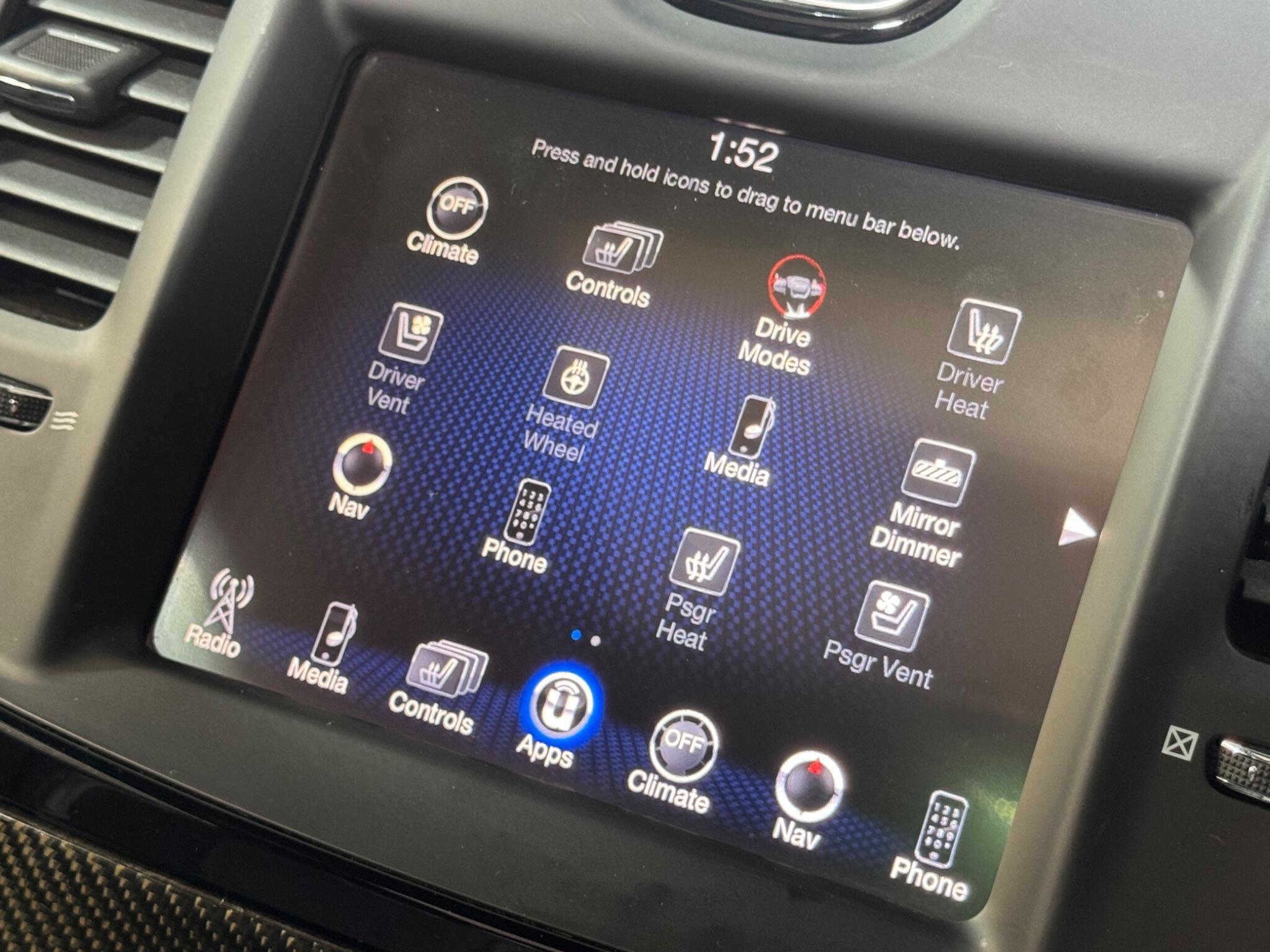 Chrysler 300C - Image 16