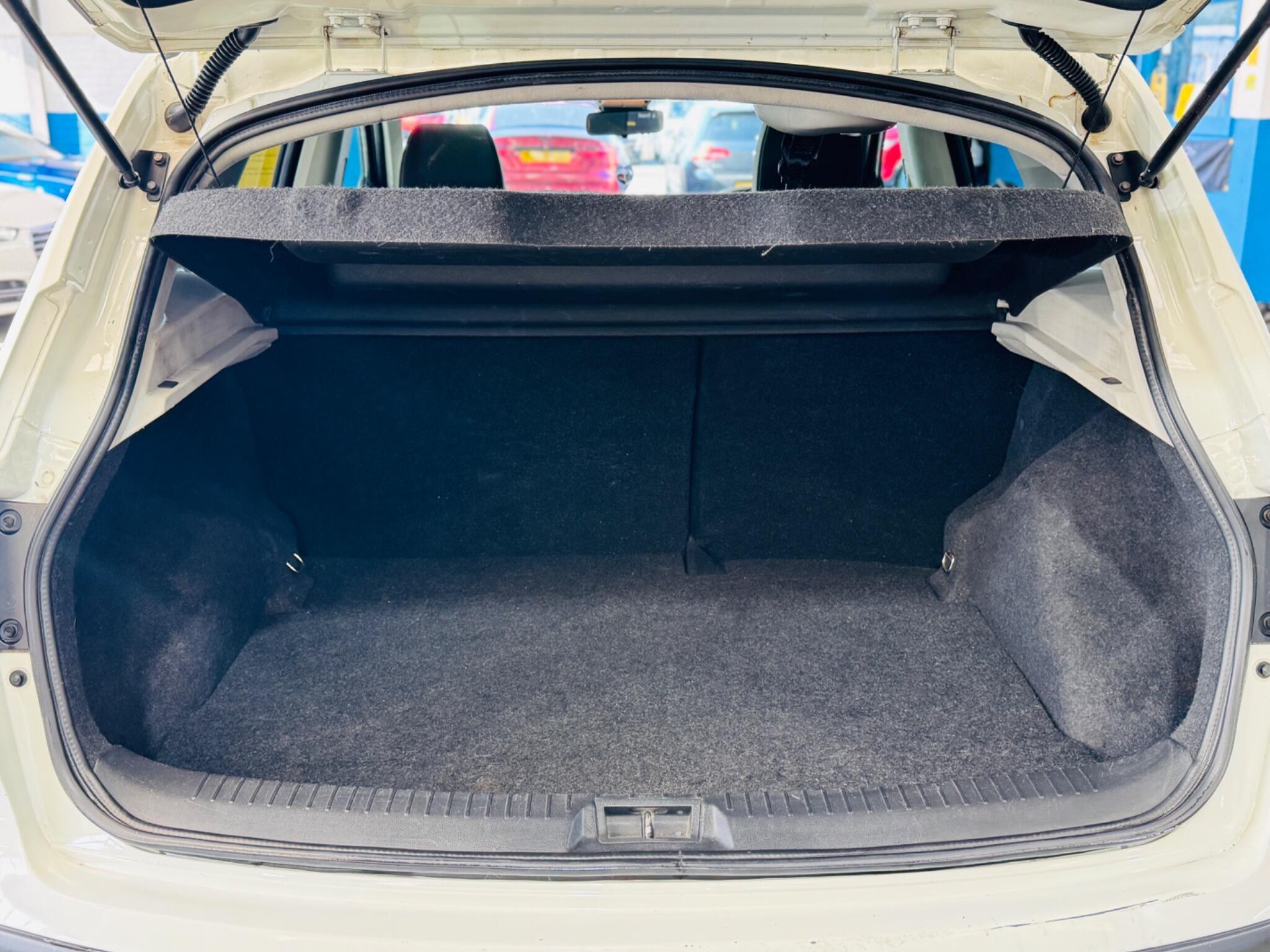 Nissan Qashqai - Image 37