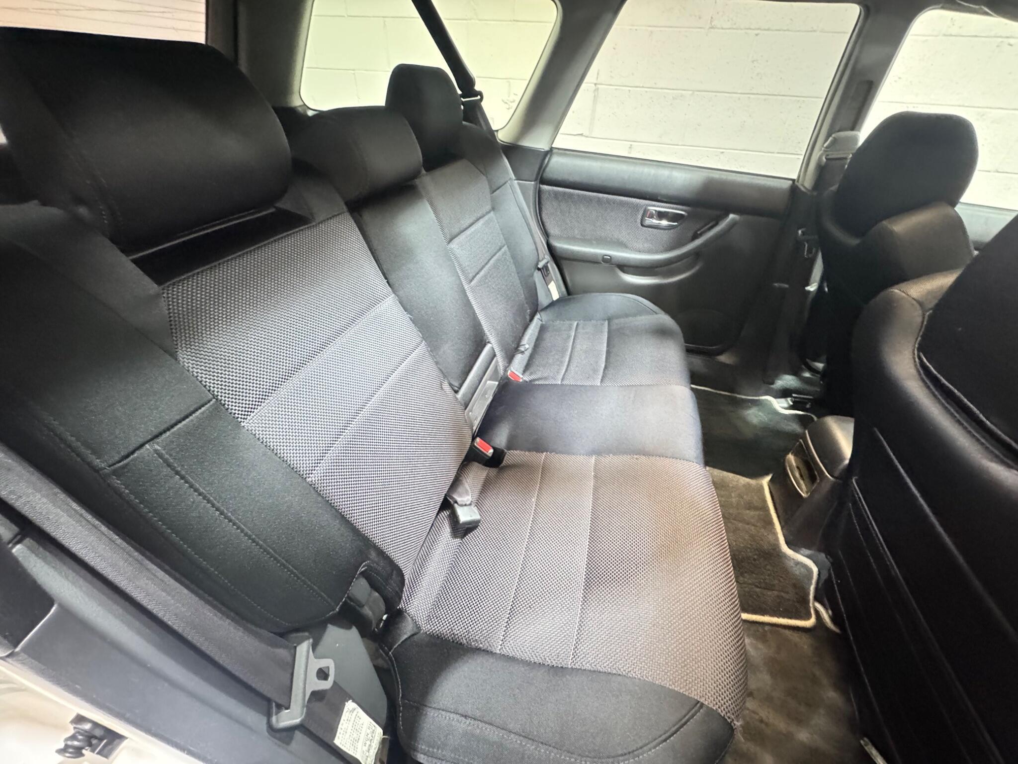 Subaru Legacy - Image 10