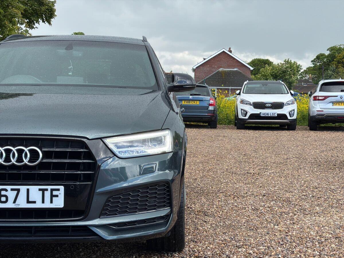 Audi Q3 - Image 13