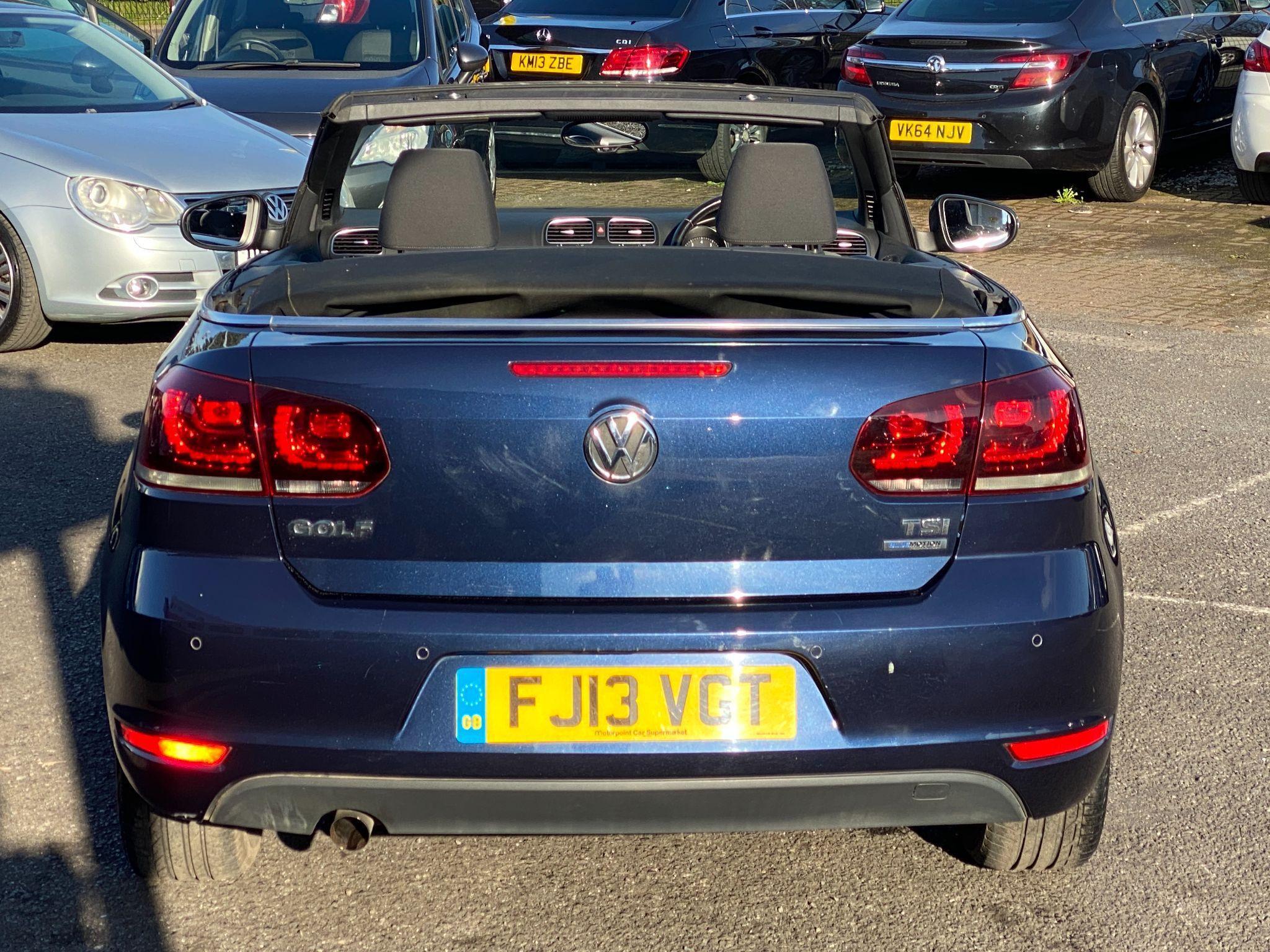 Volkswagen Golf - Image 17