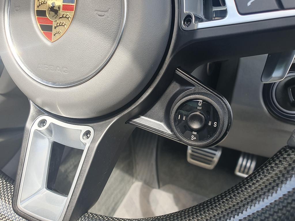 Porsche Cayenne - Image 55