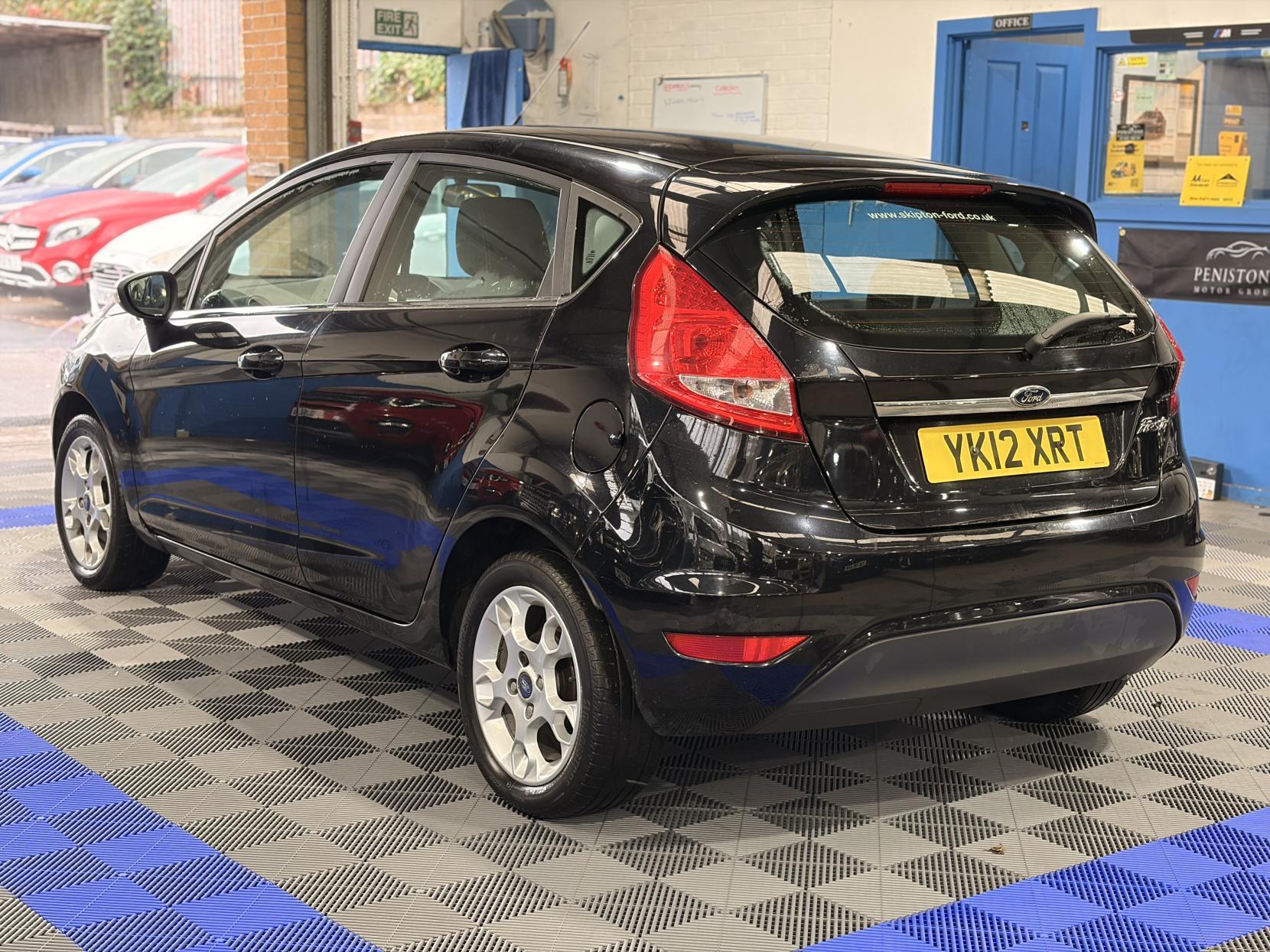 Ford Fiesta - Image 5