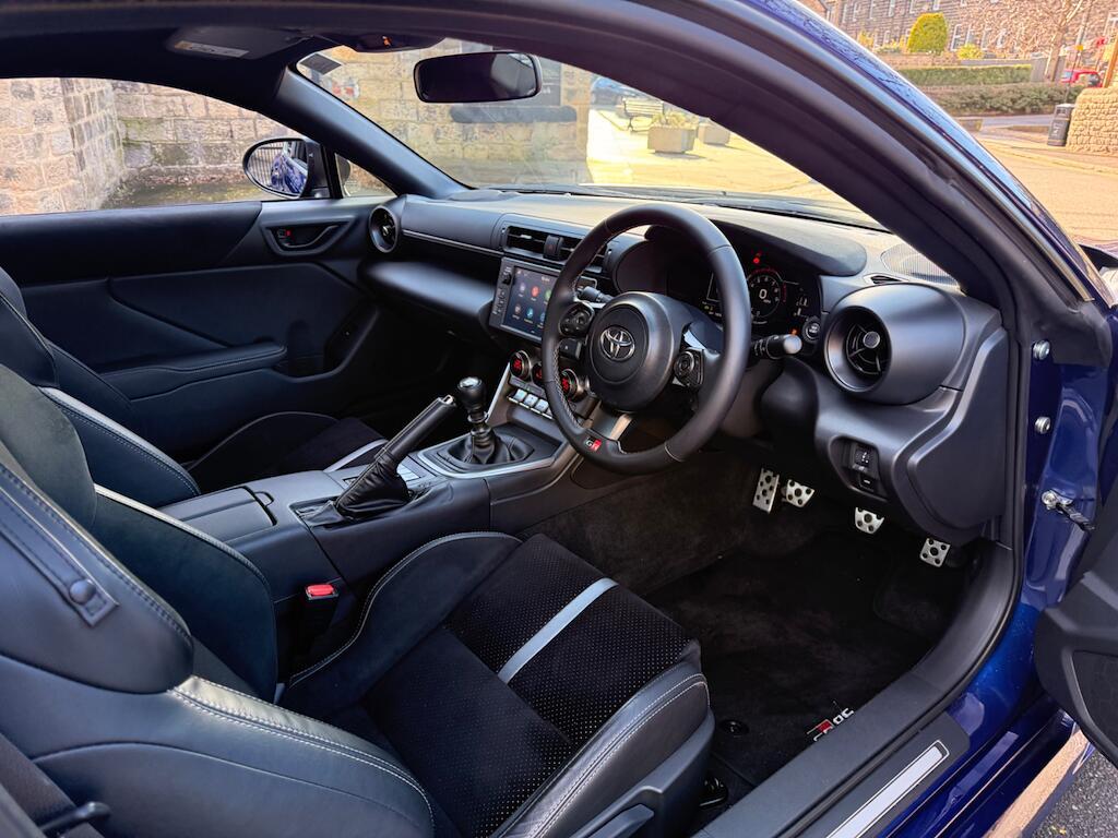 Toyota GR86 - Image 35