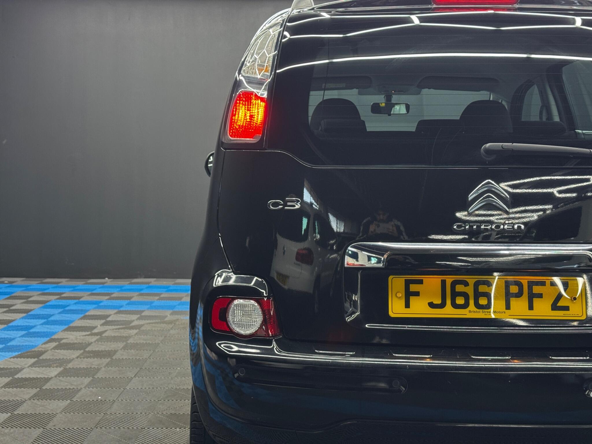 Citroen C3 Picasso - Image 32