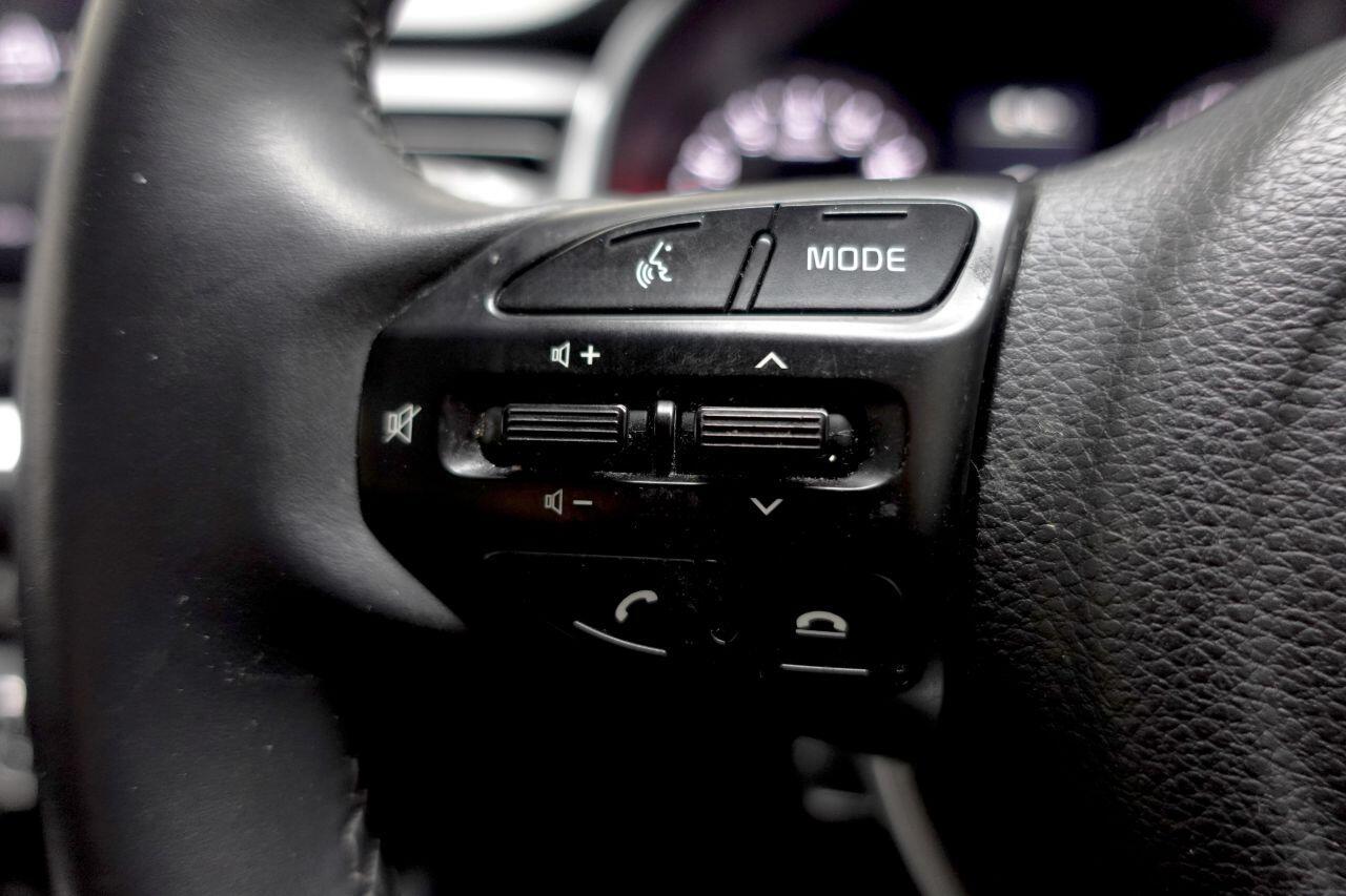 Kia Stonic - Image 30