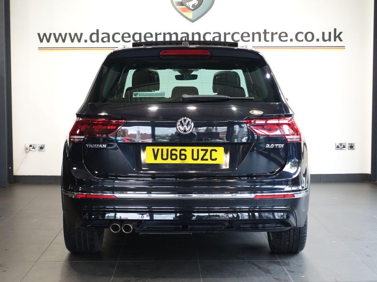 Volkswagen Tiguan - Image 8