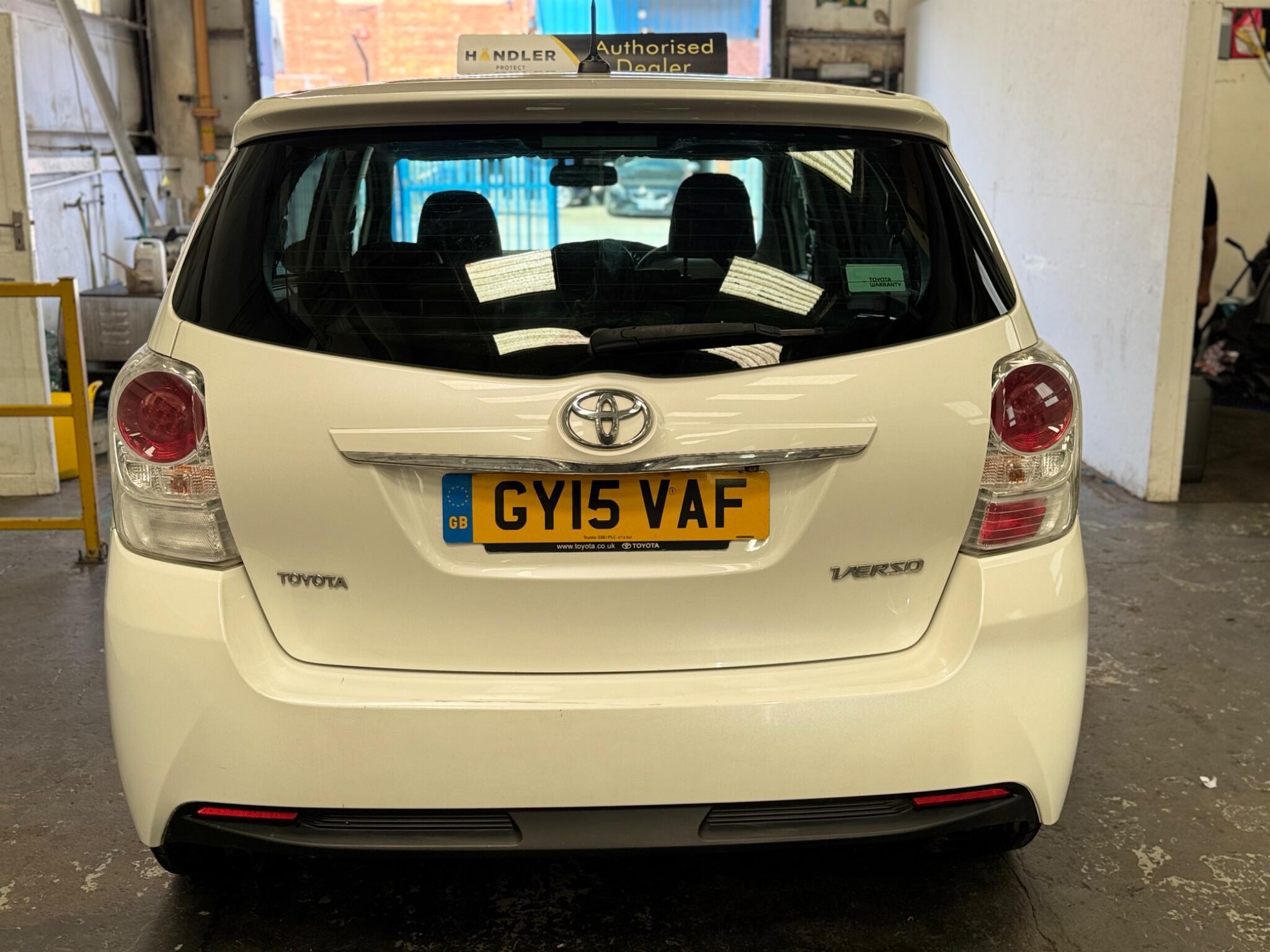 Toyota Verso - Image 16