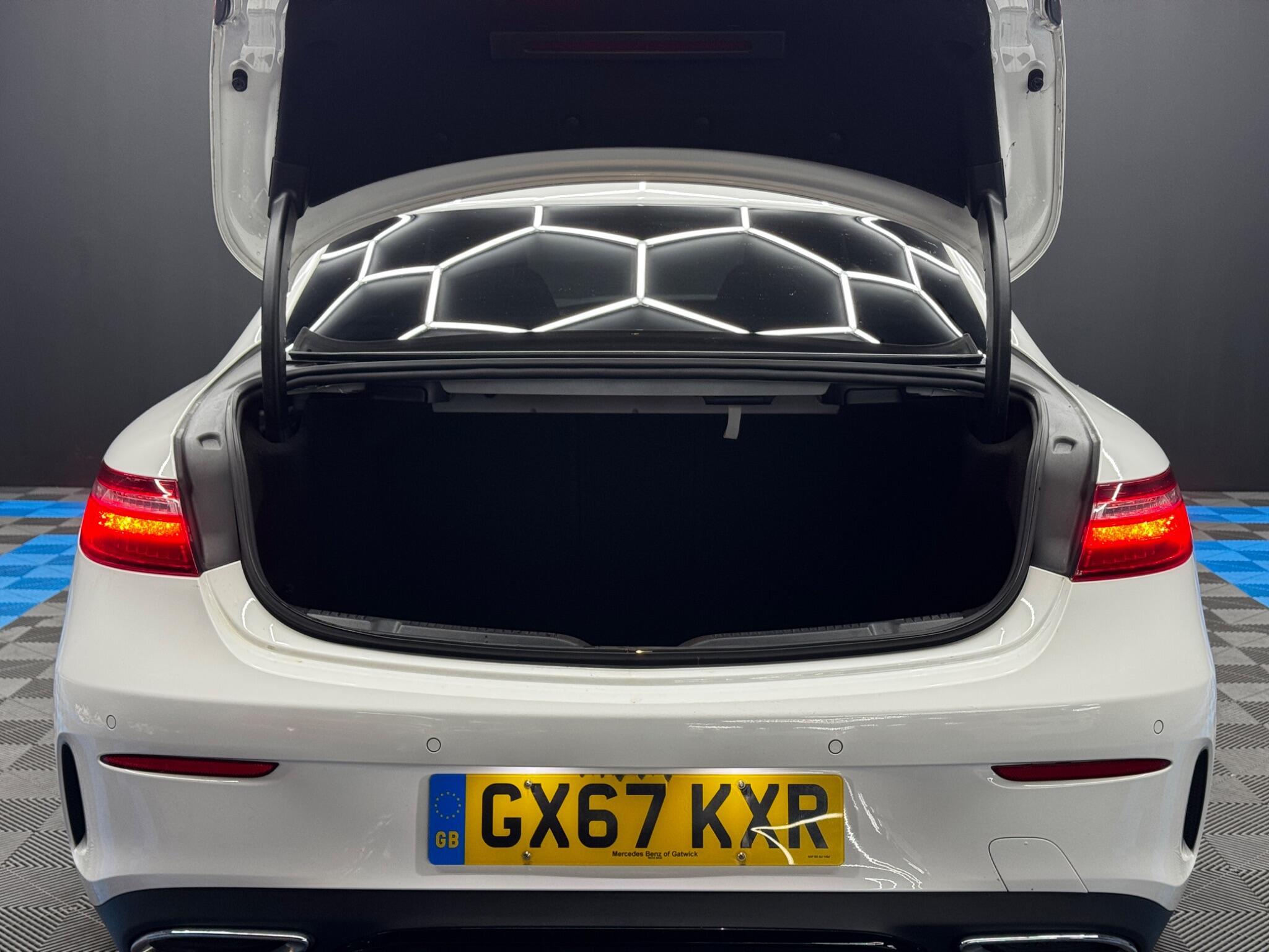 Mercedes E Class - Image 37