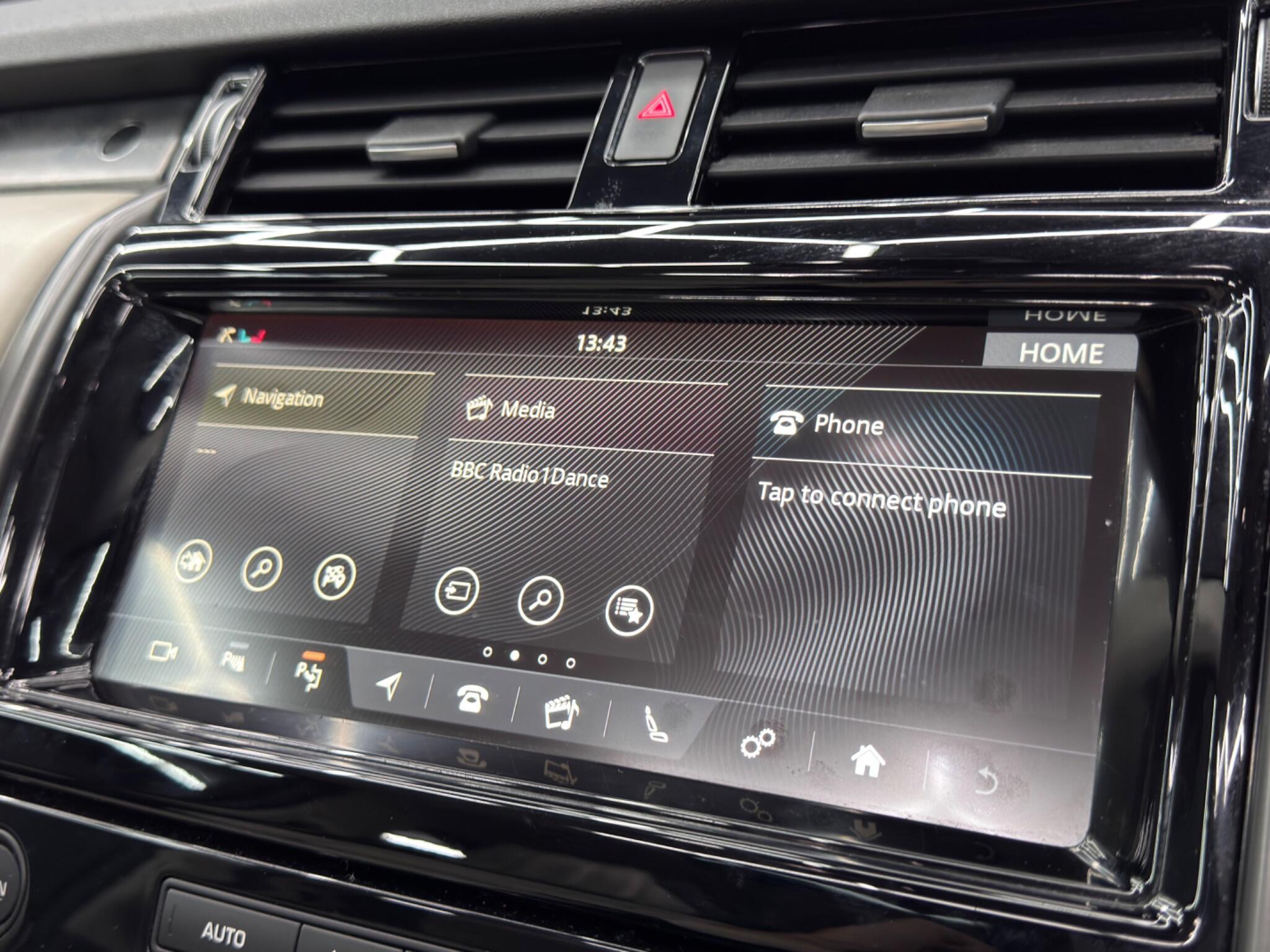 Land Rover Discovery - Image 31