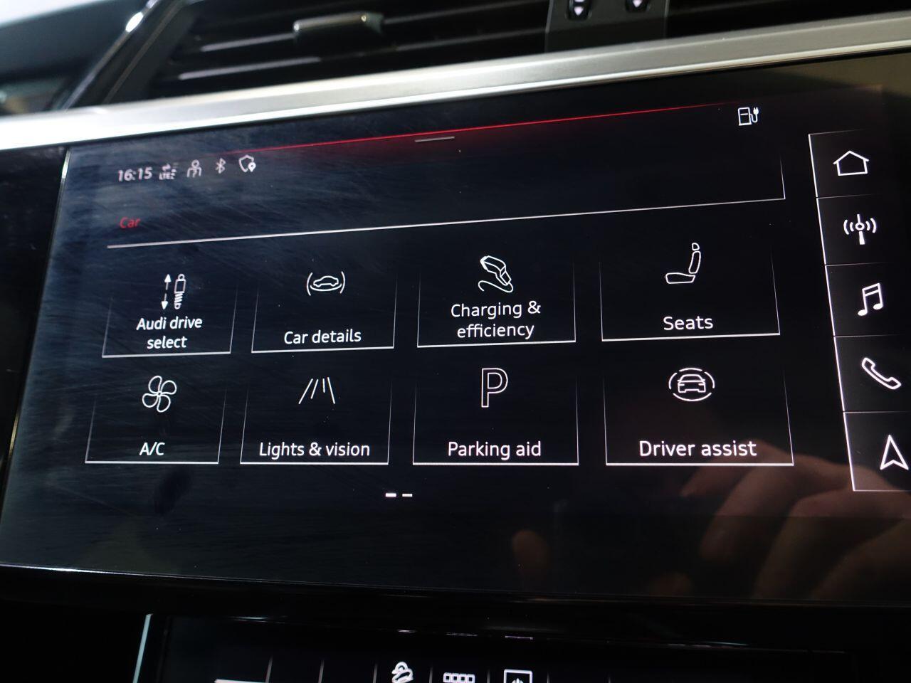 Audi E-Tron - Image 39