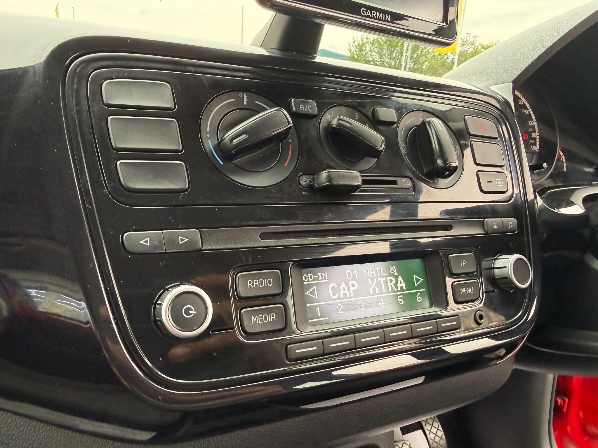 Volkswagen up! - Image 51