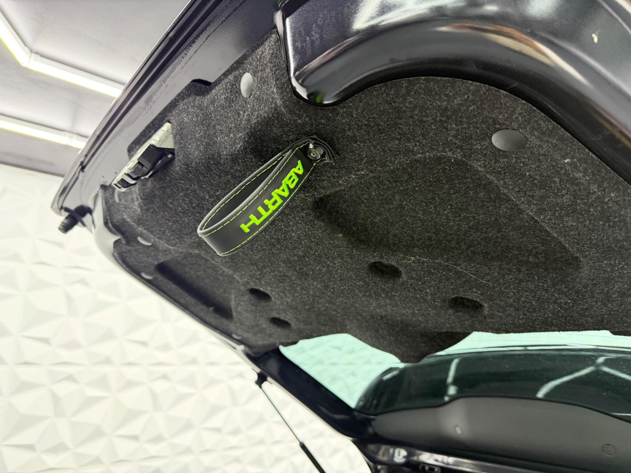 Abarth 595 - Image 25