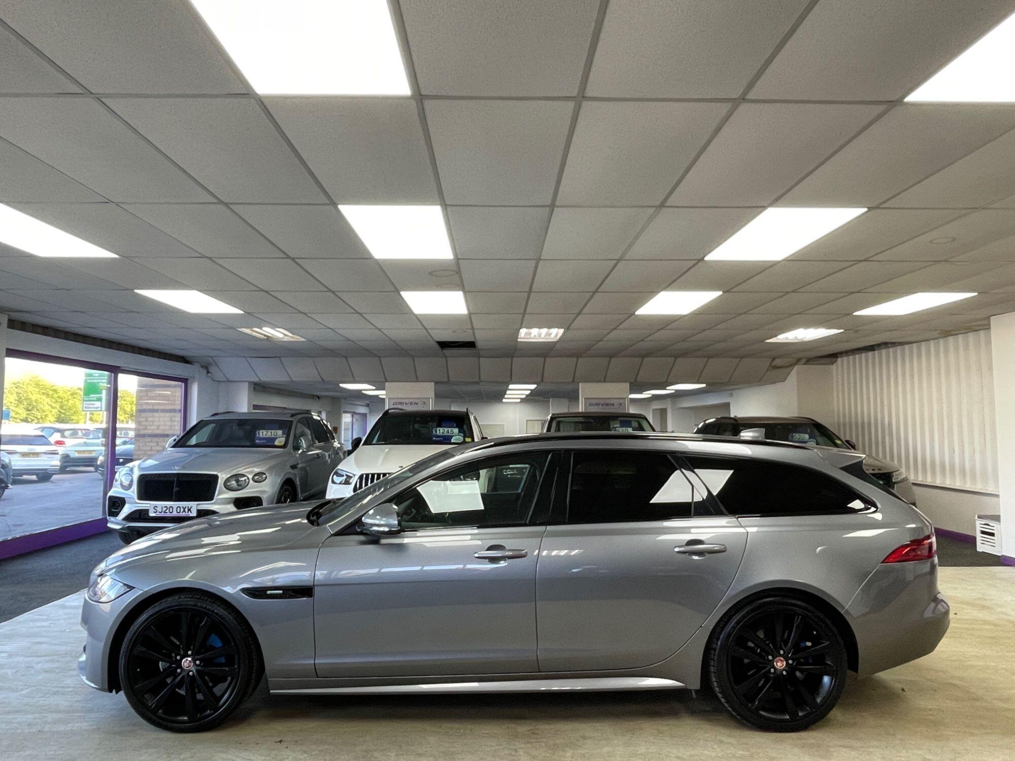 Jaguar XF - Image 13