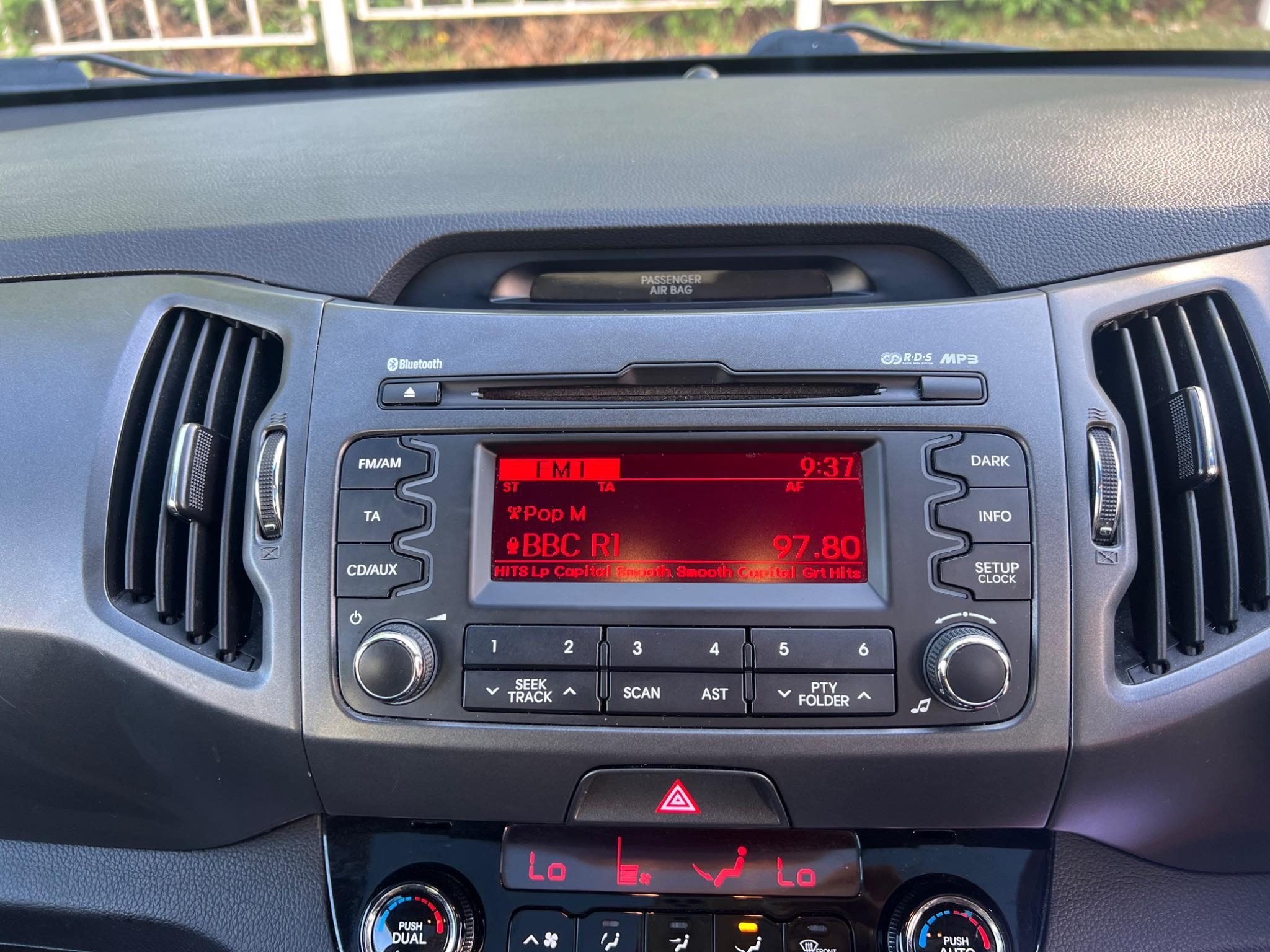 Kia Sportage - Image 17