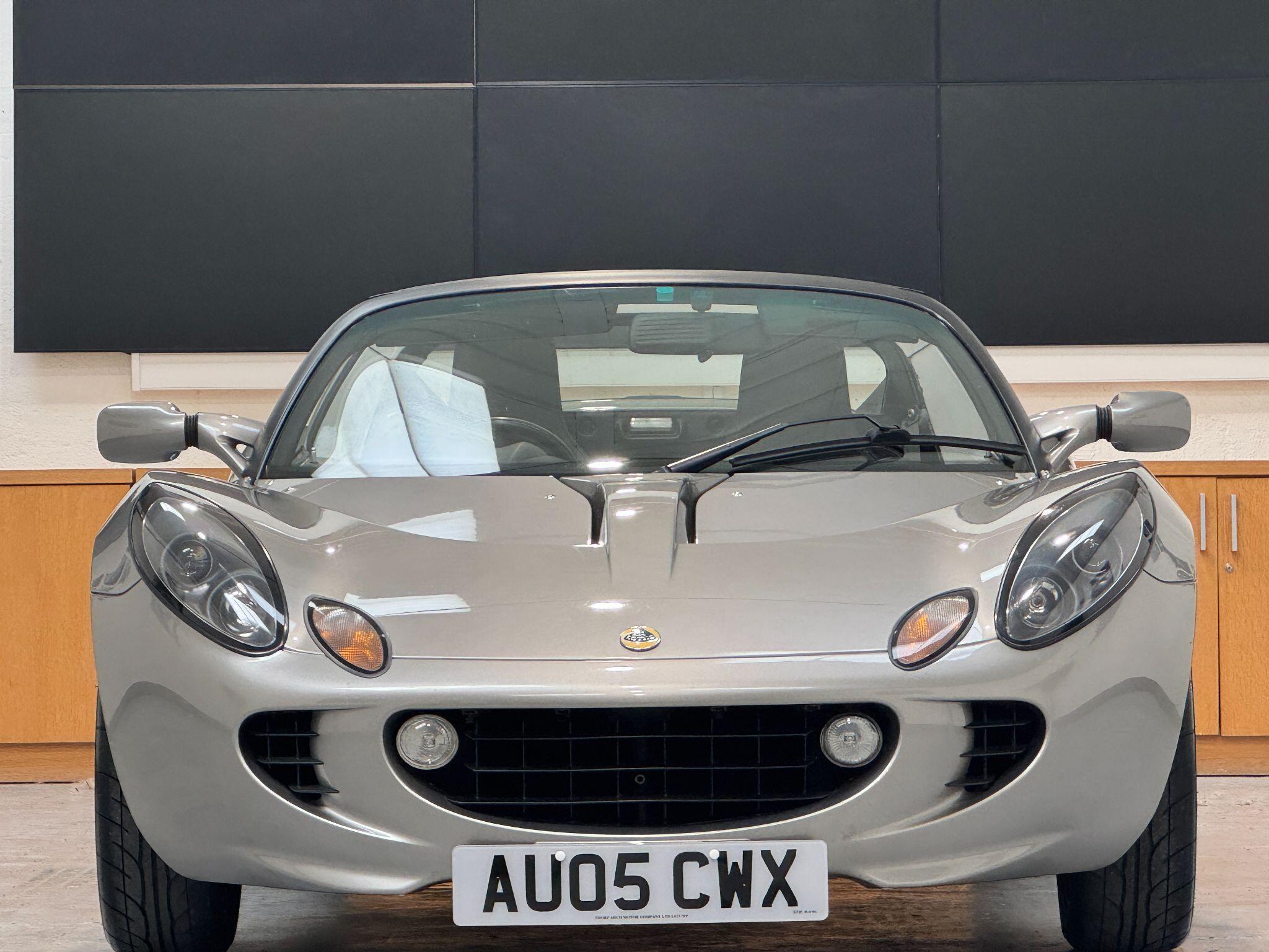 Lotus Elise - Image 5