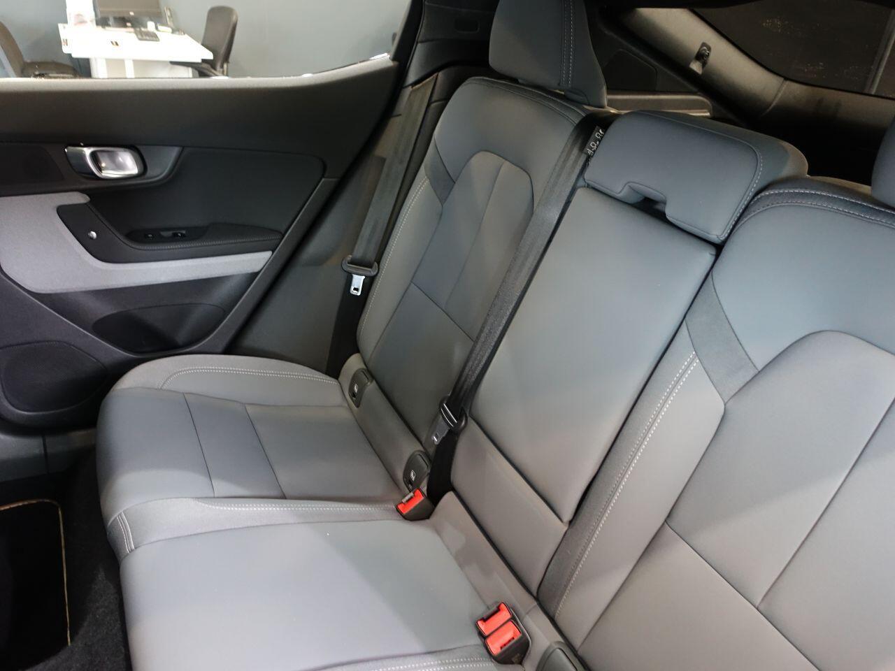 Polestar Polestar 2 - Image 17