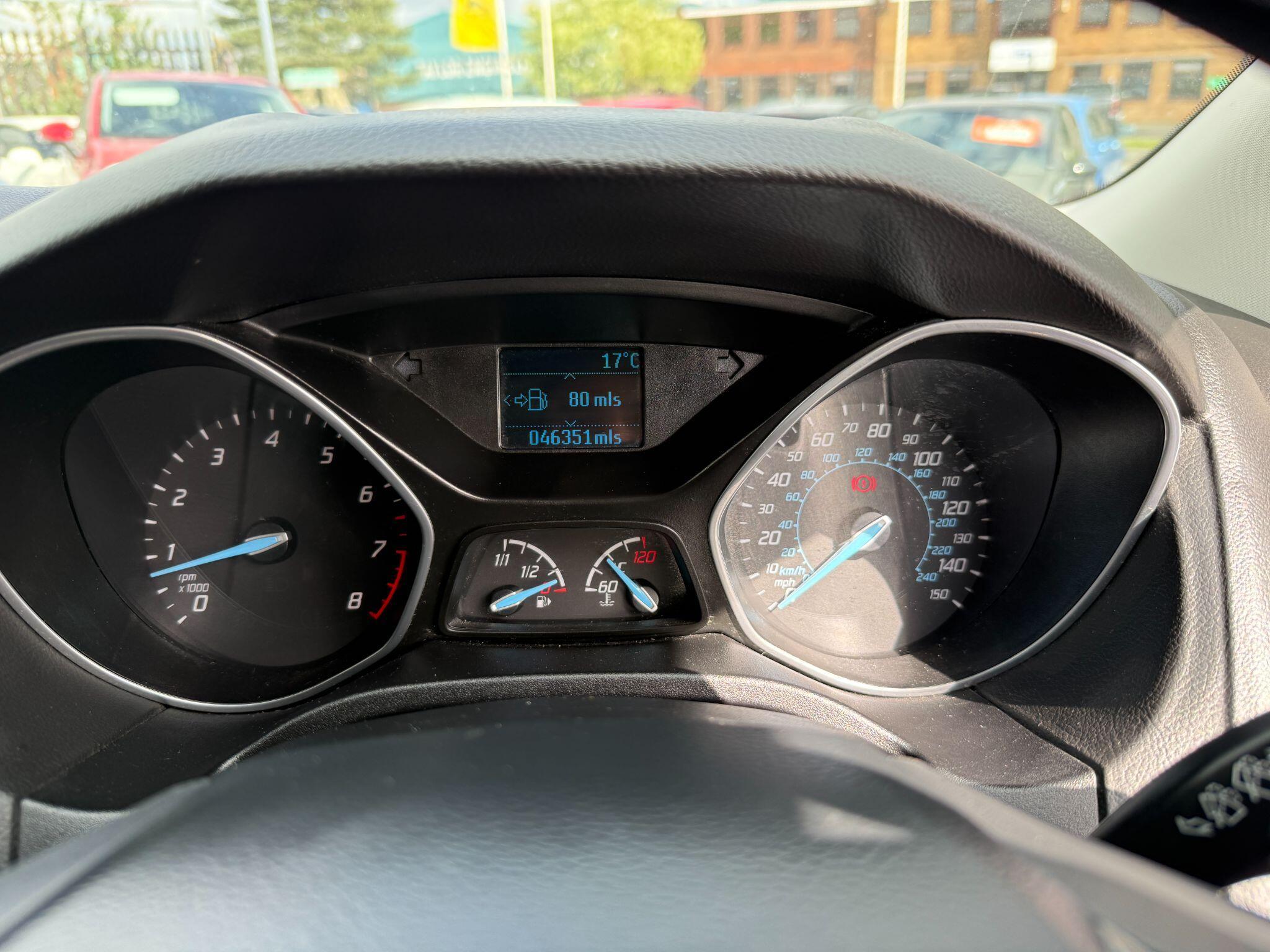 Ford Focus - Image 36