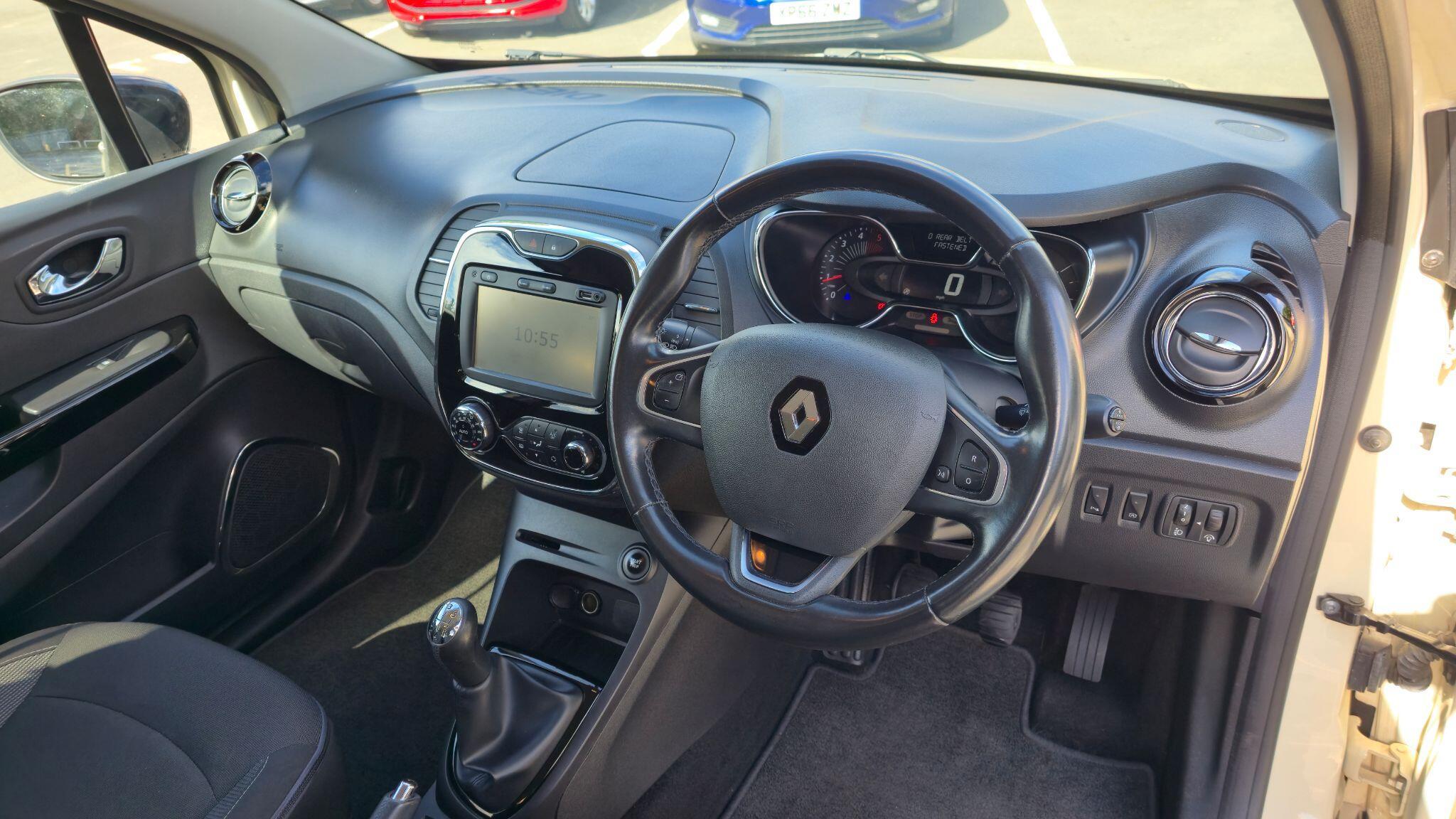 Renault Captur - Image 15