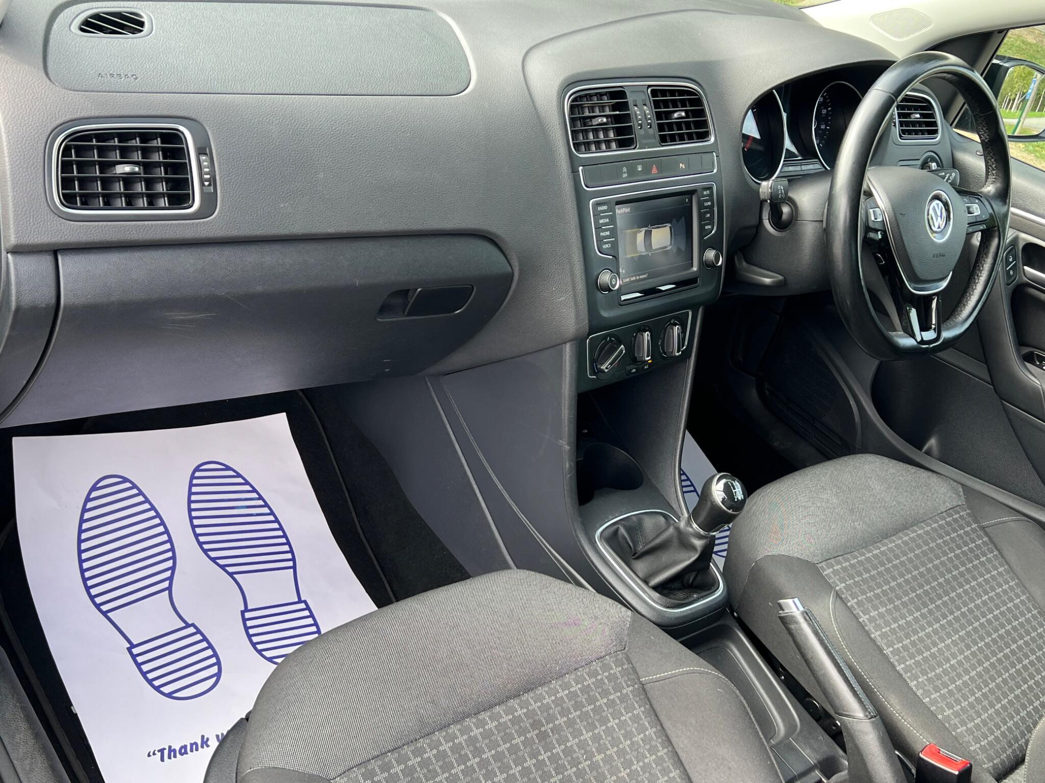 Volkswagen Polo - Image 12