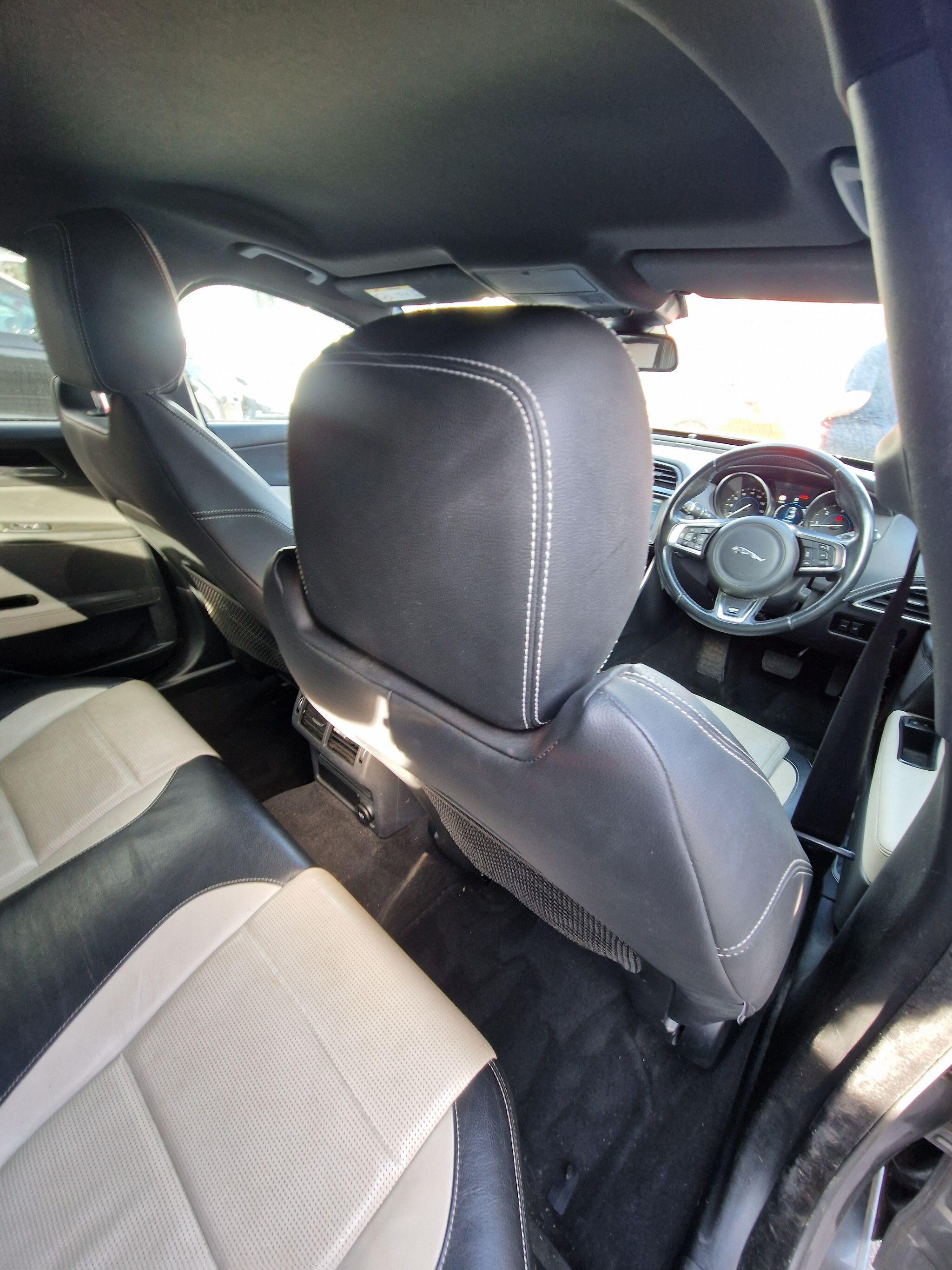 Jaguar XE - Image 33